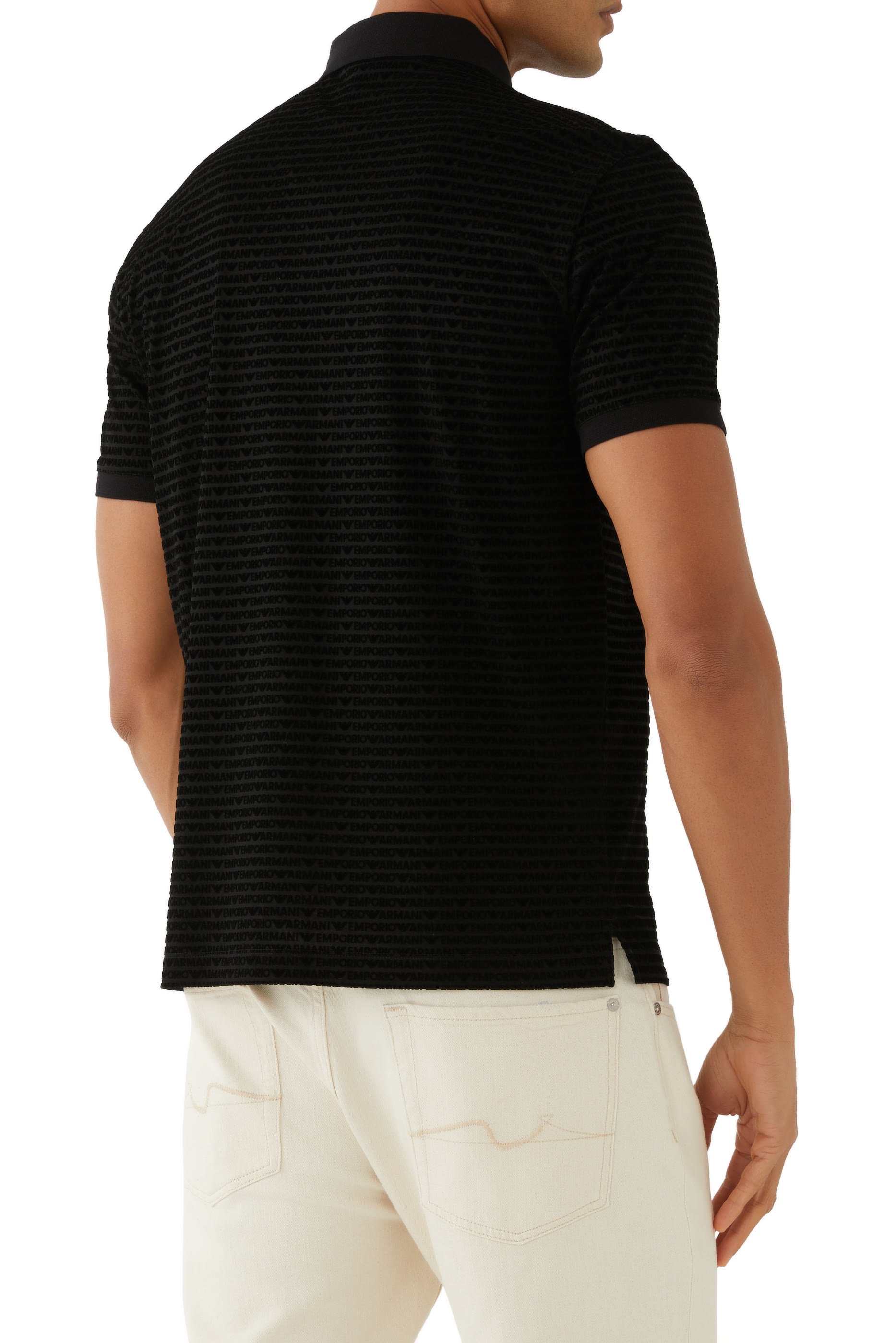 قميص بشعار الماركة بارز الملمس بالكامل