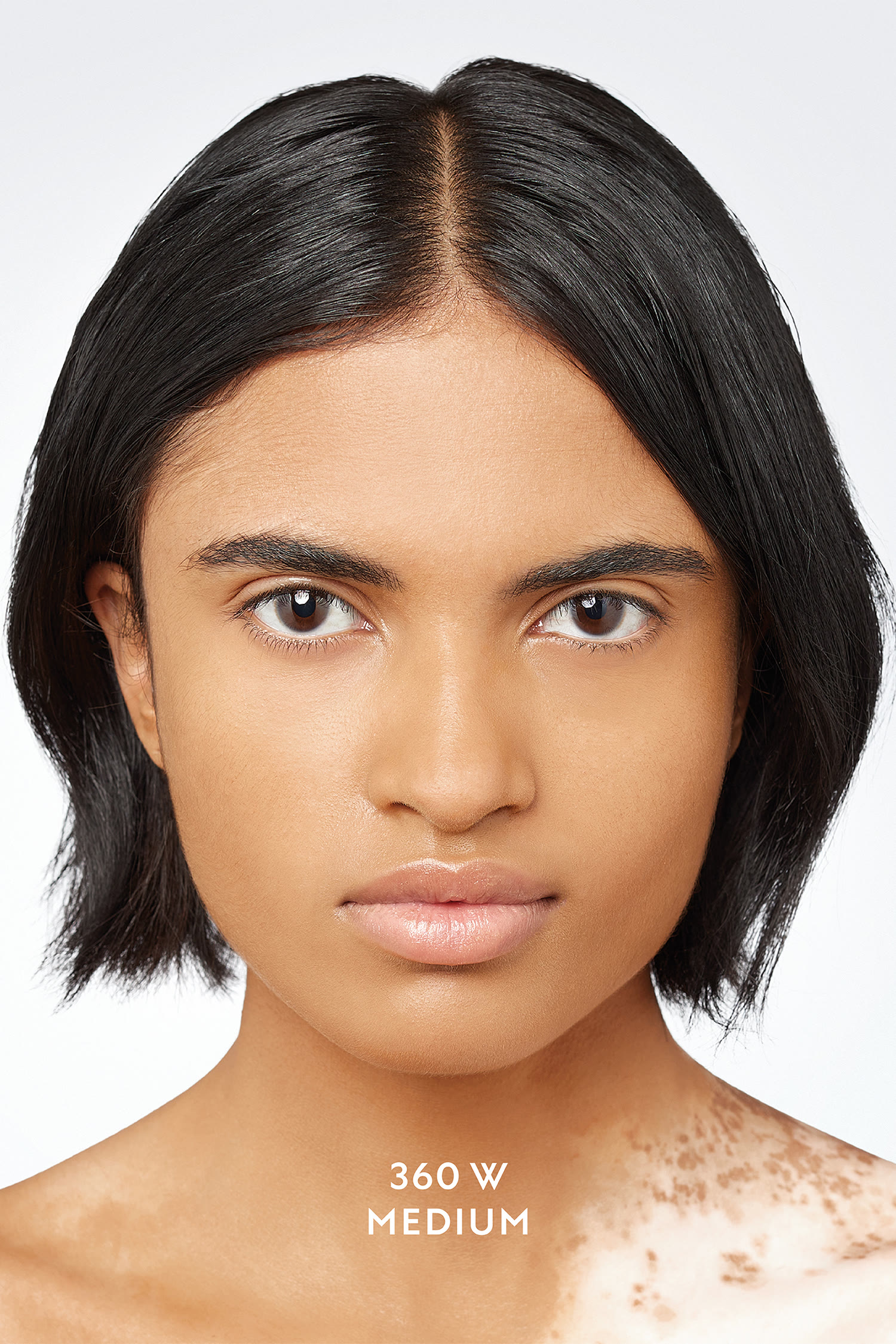 كريم أساس سائل فلويد دو بيوتيه فيني ناتيوريل لإطلالة طبيعية