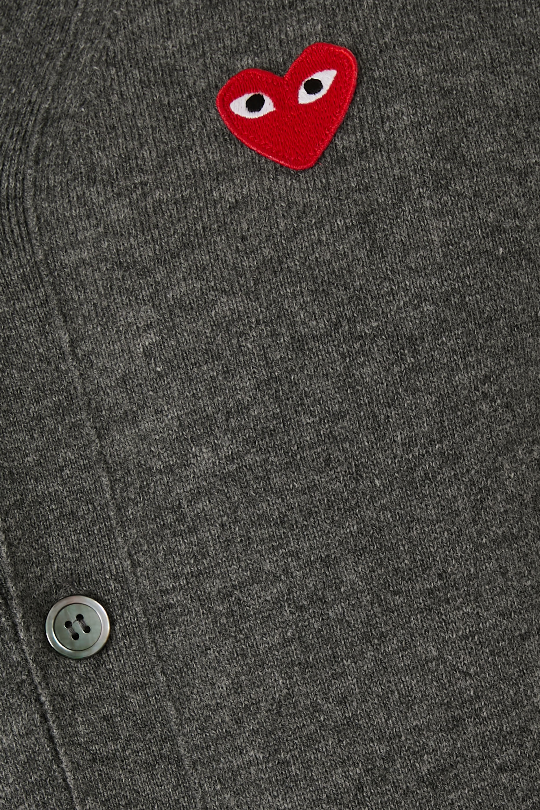 كارديغان بياقة على شكل حرف V