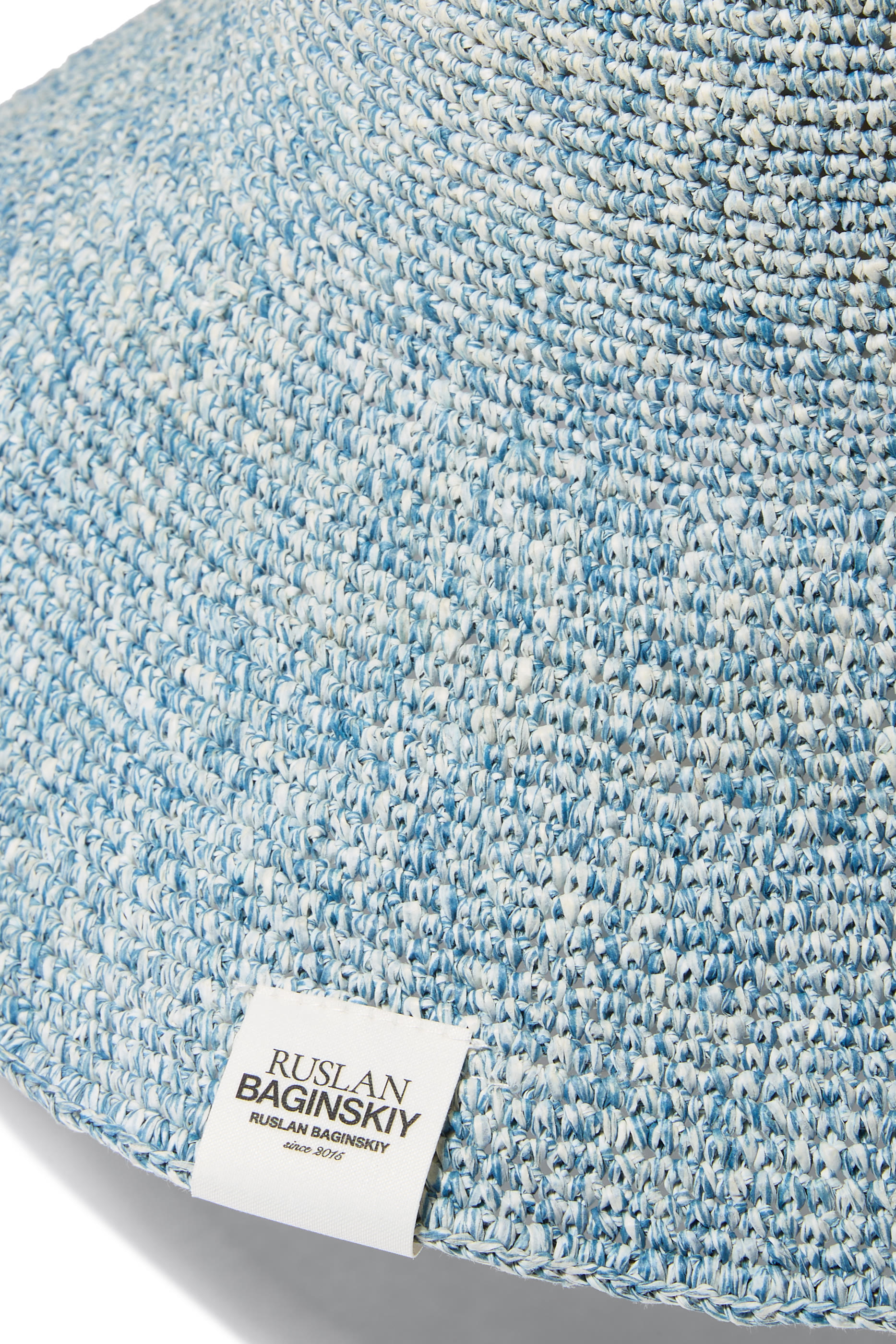 قبعة باكيت قابلة للطي مزينة بشعار