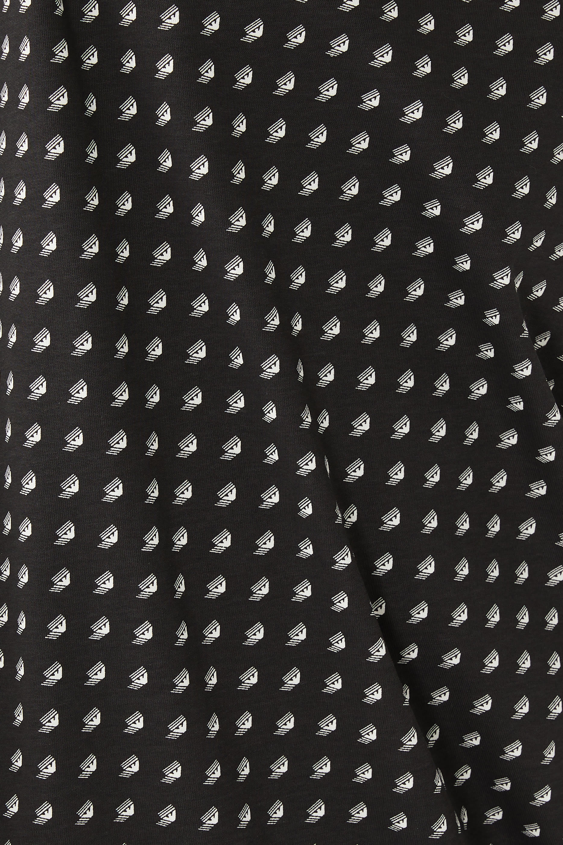 تيشيرت بشعار النسر بحجم صغير