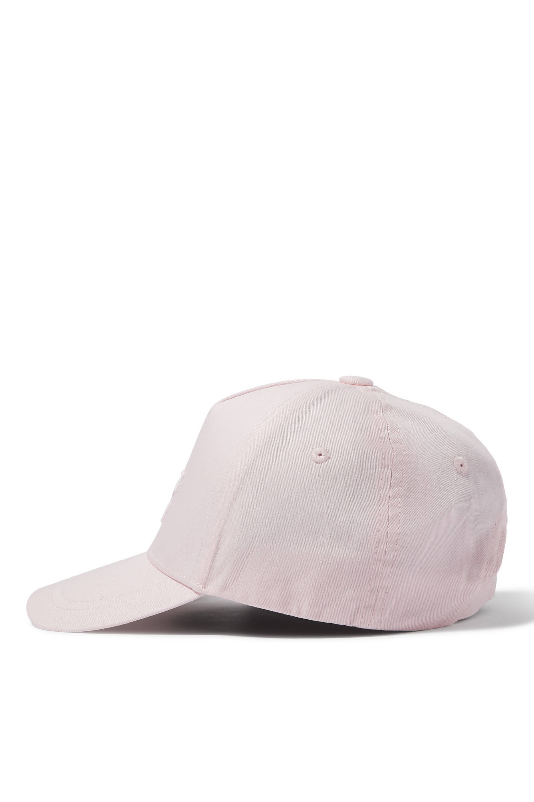 كاب مطرز بشعار الماركة للأطفال