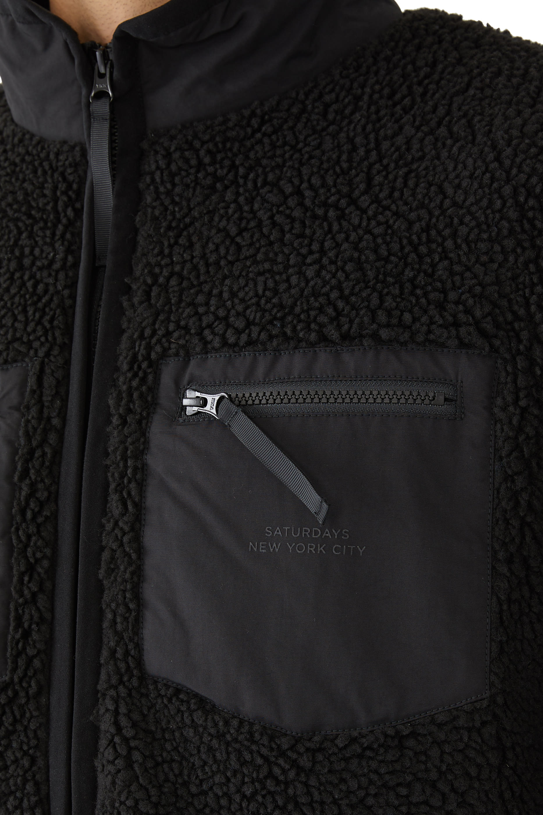 جاكيت بوا بسحاب صوف