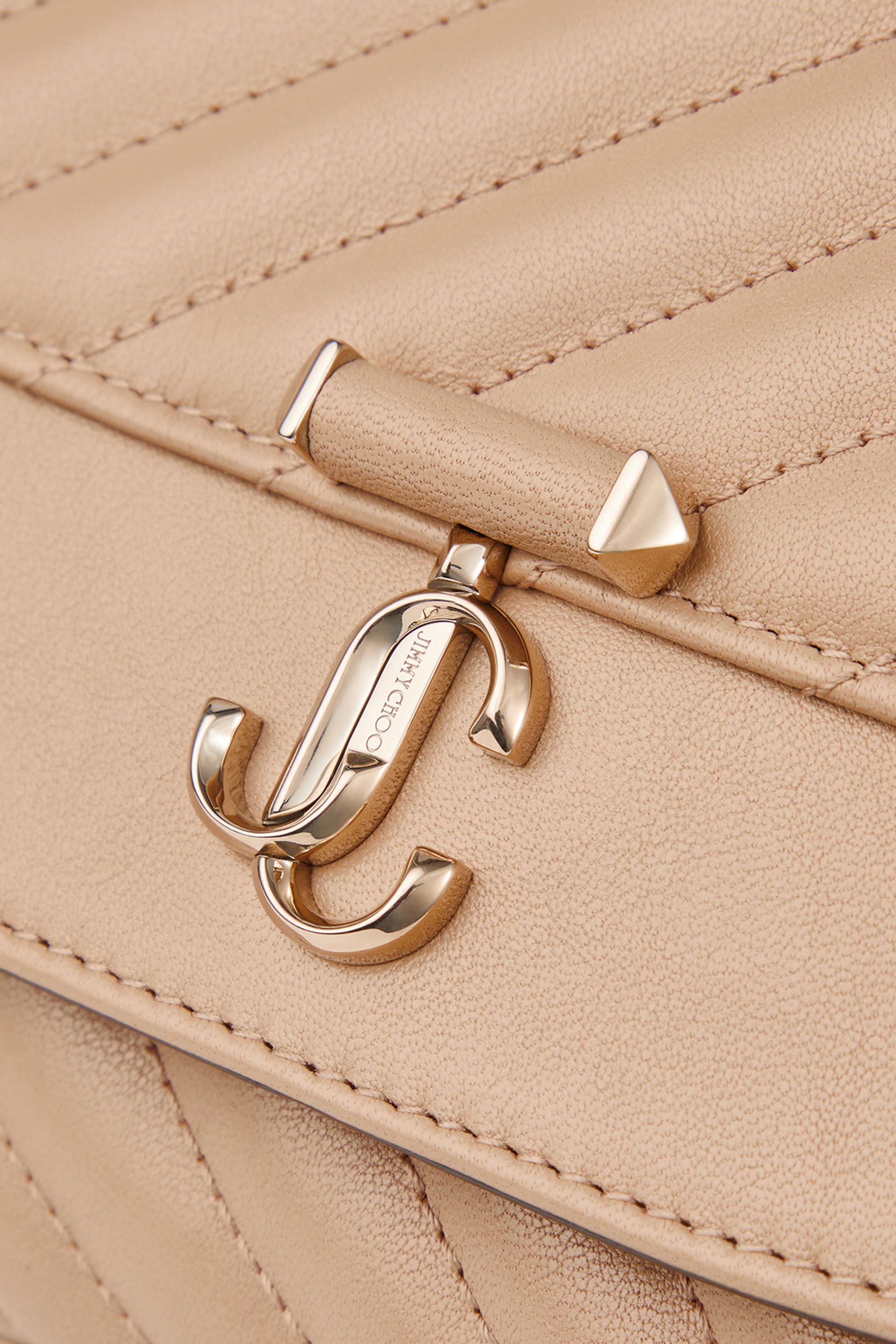 حقيبة كروس بودي صغيرة بحافة مقوسة