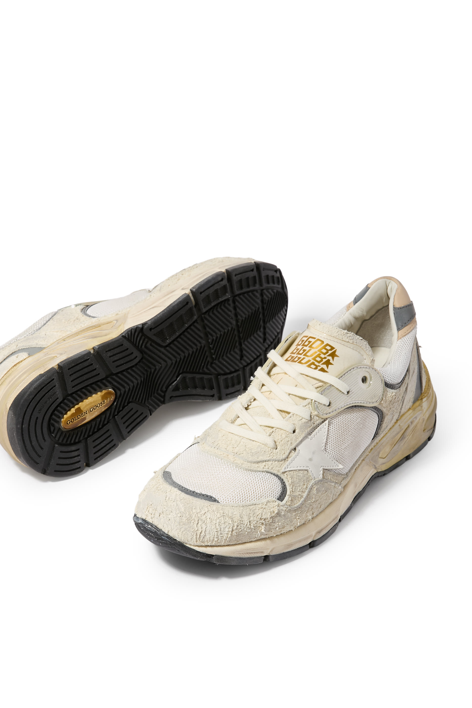 سنيكرز داد ستار