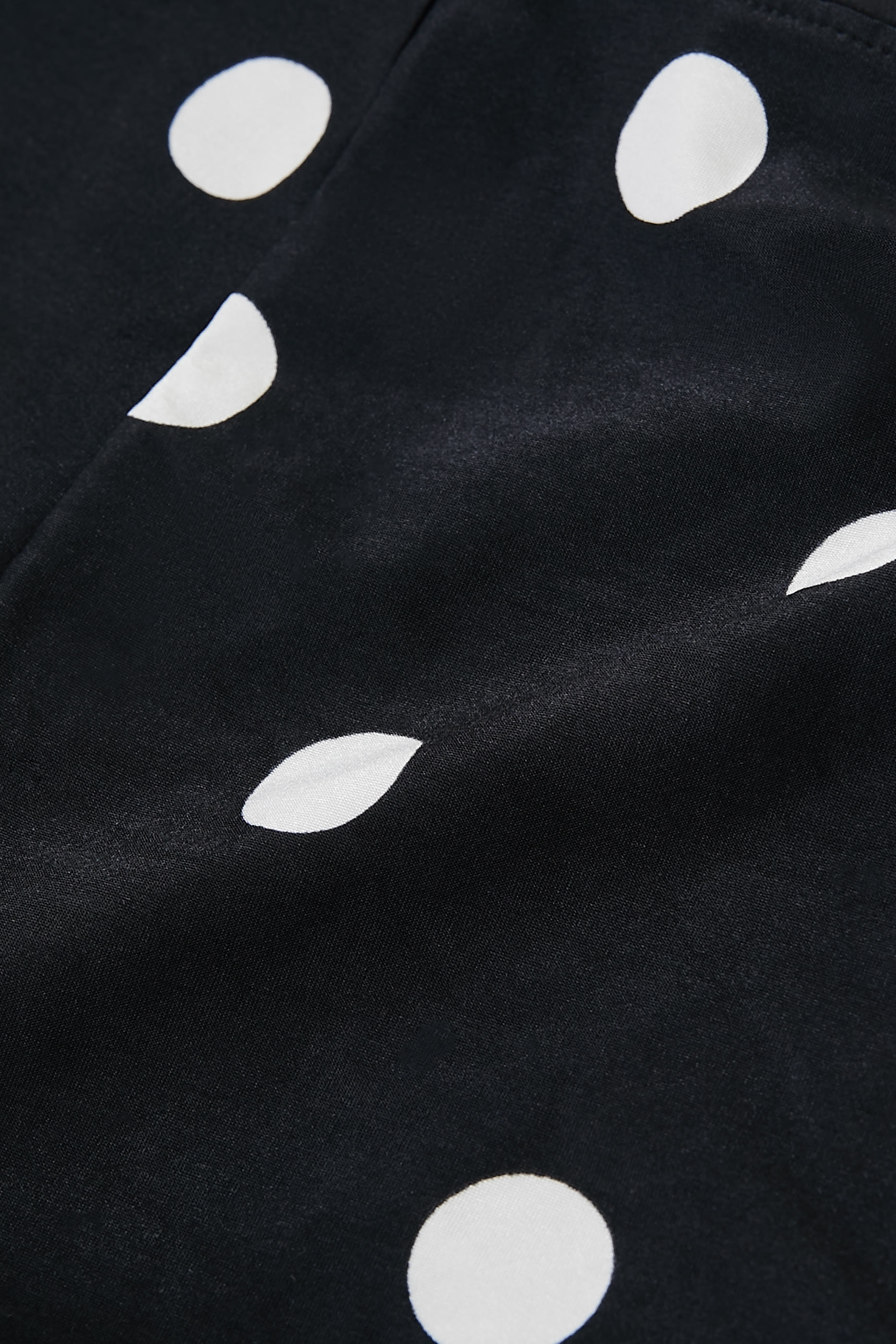 شورت كوينتسنشل