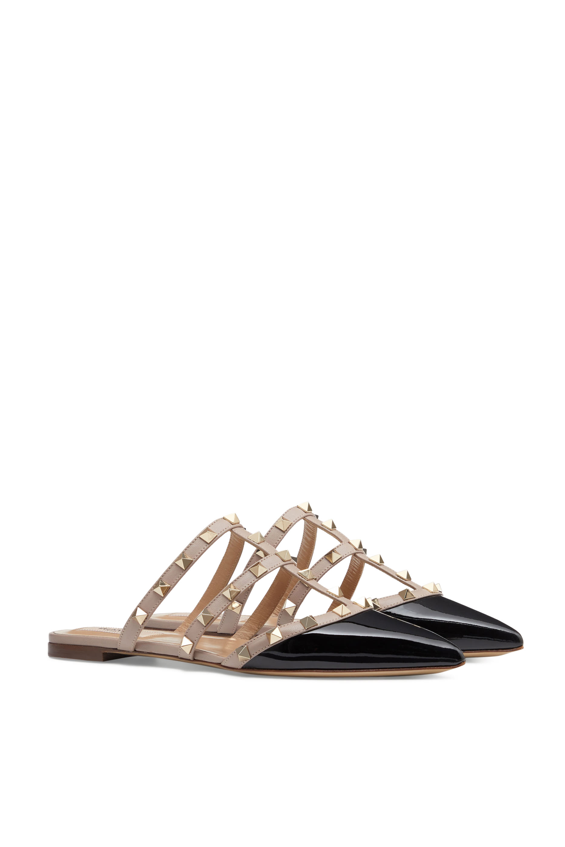 حذاء مفتوح من الخلف فالنتينو جارافاني بسيور وحلي هرمية