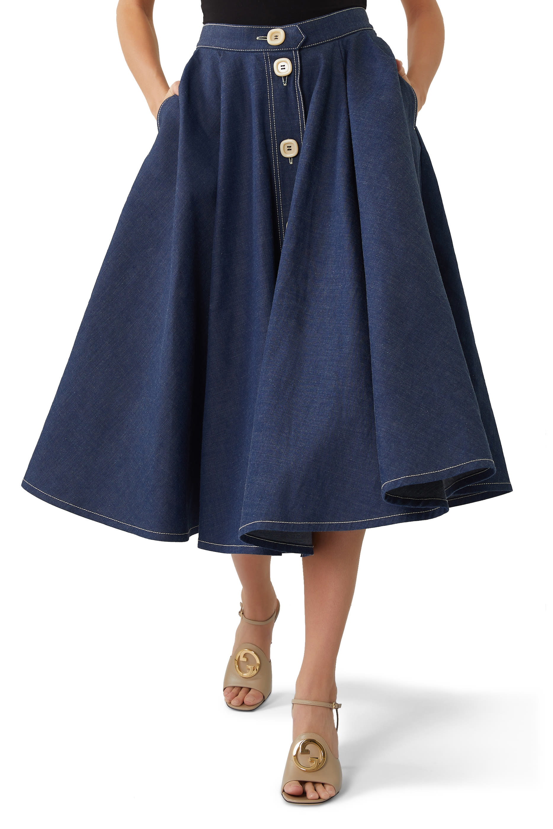 تنورة دنيم بطيات