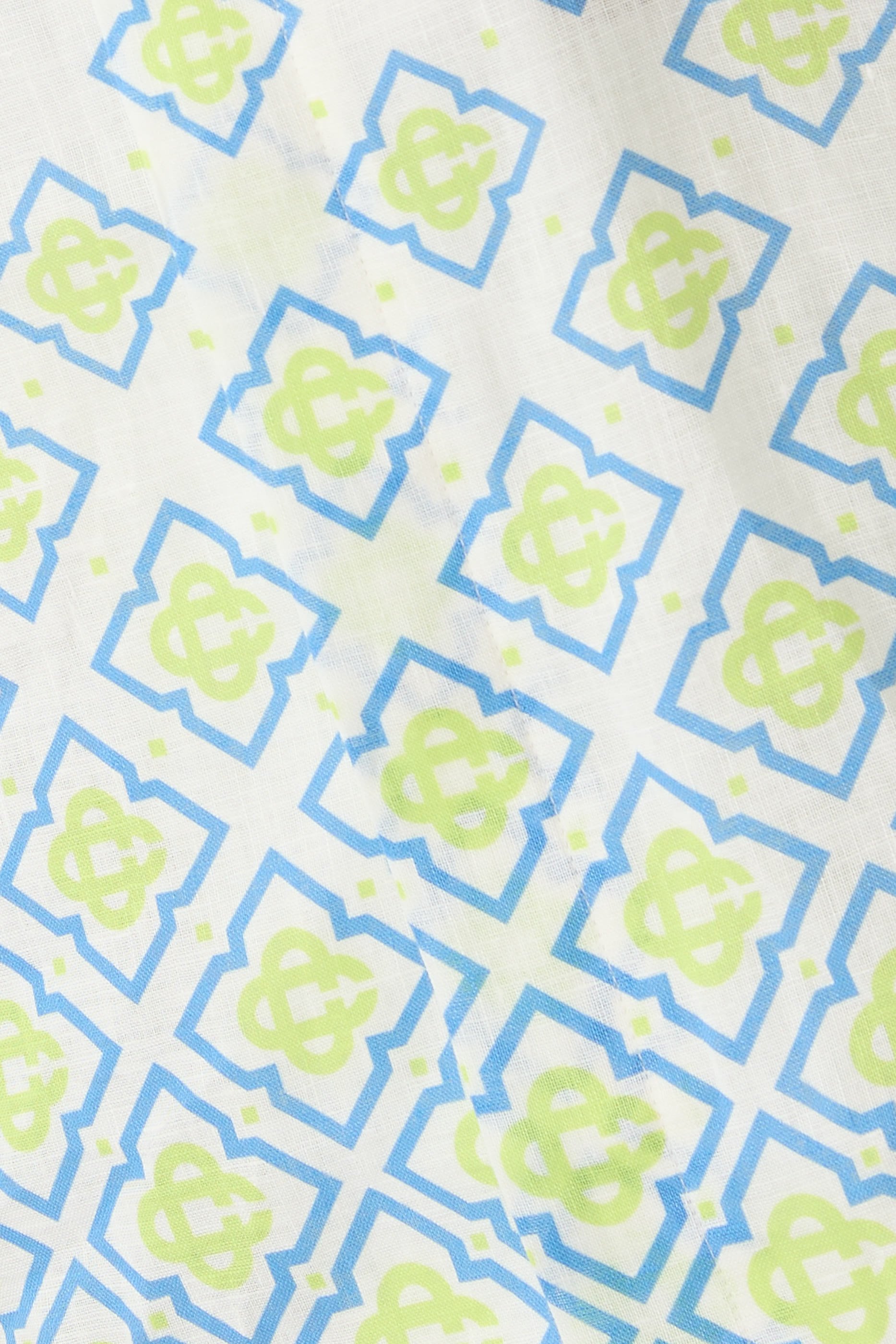 قميص بنقشة حرف شعار الماركة بلون متدرج كتان