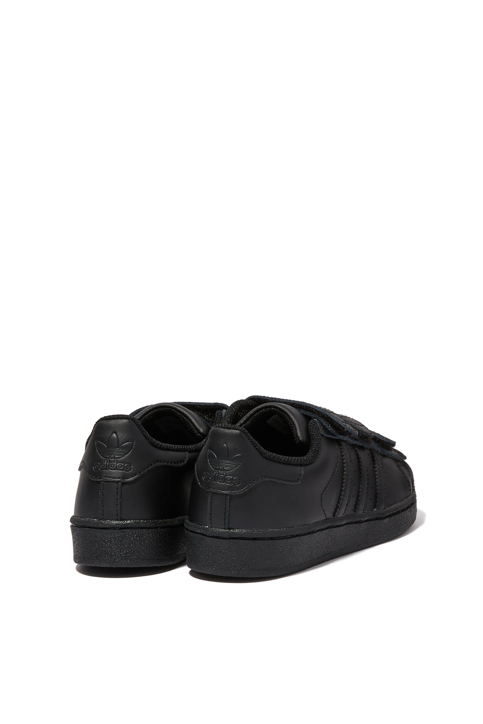 سنيكرز سوبرستار فاونديشن