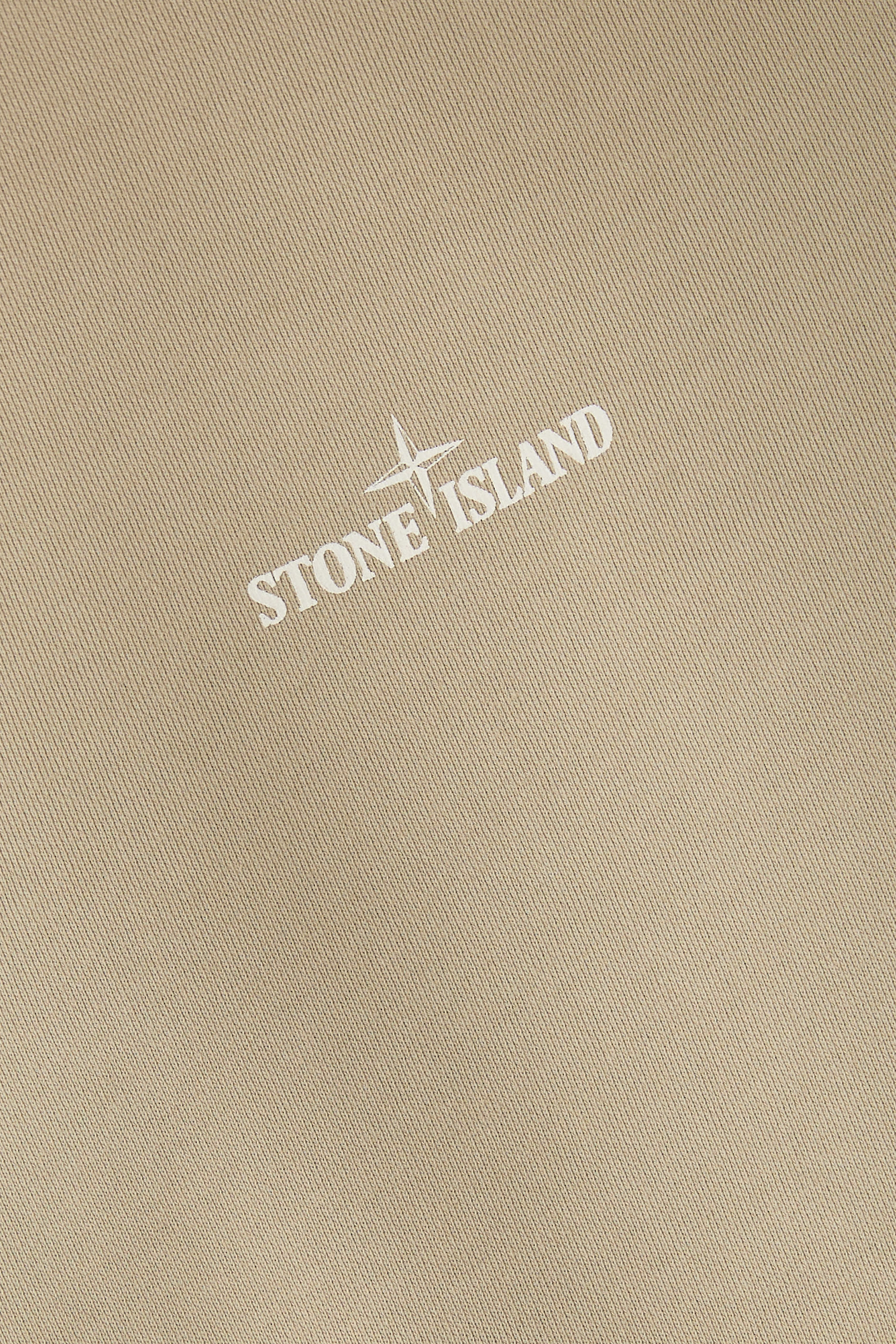 سويت شيرت بقصة فضفاضة وياقة ضيقة