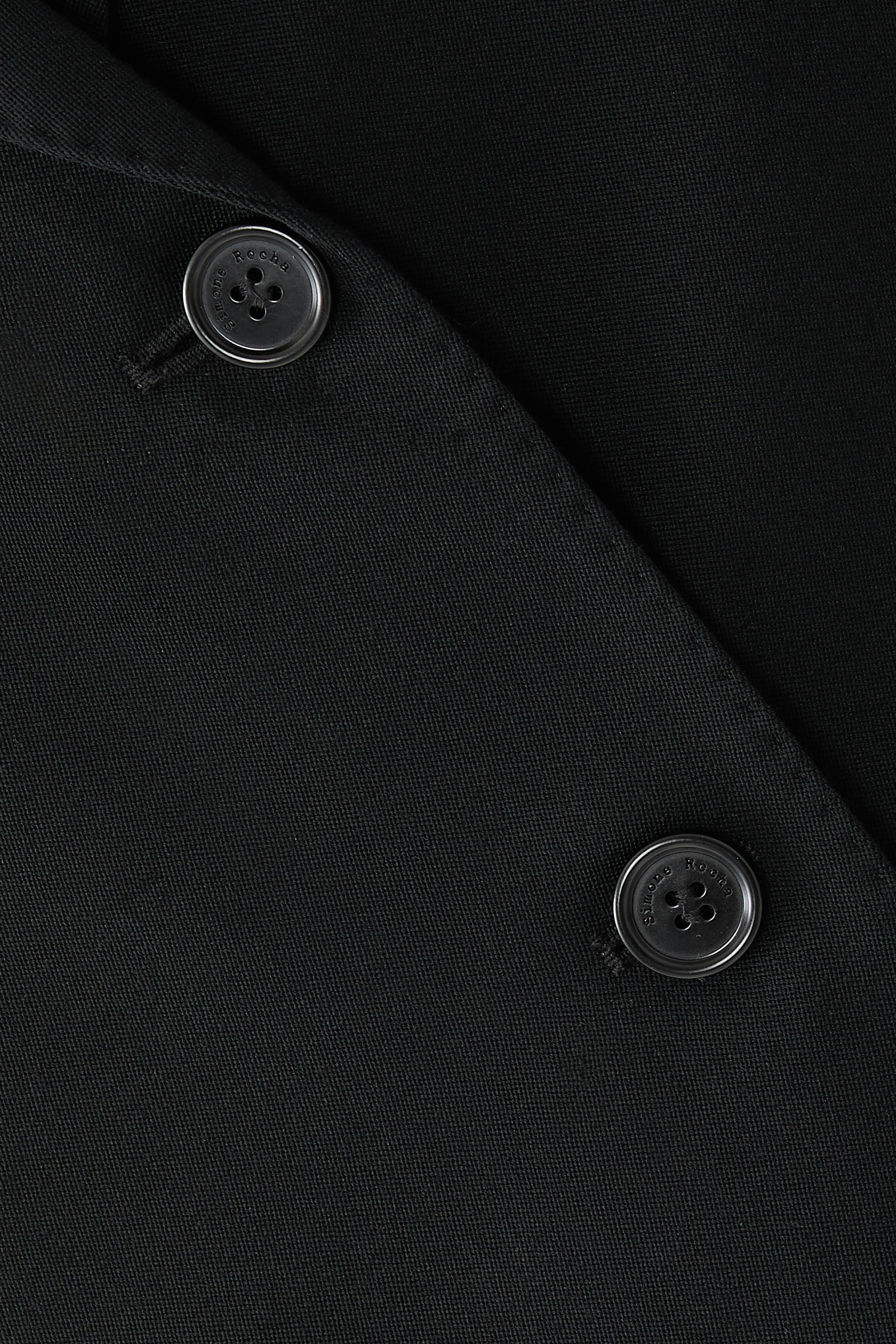 جاكيت بفيونكة وفتحات