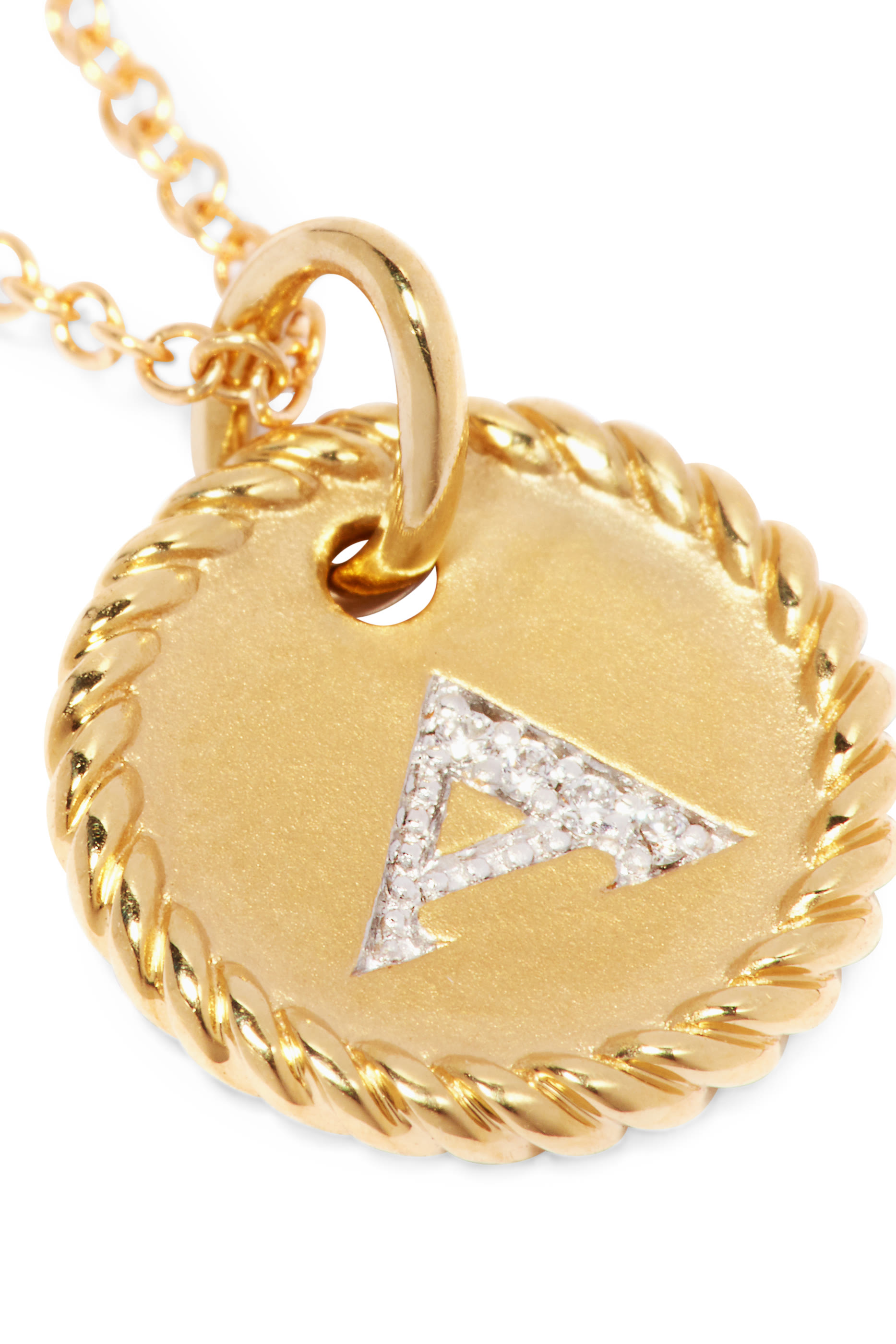 قلادة بدلاية مزينة بحرف مرصعة بماس