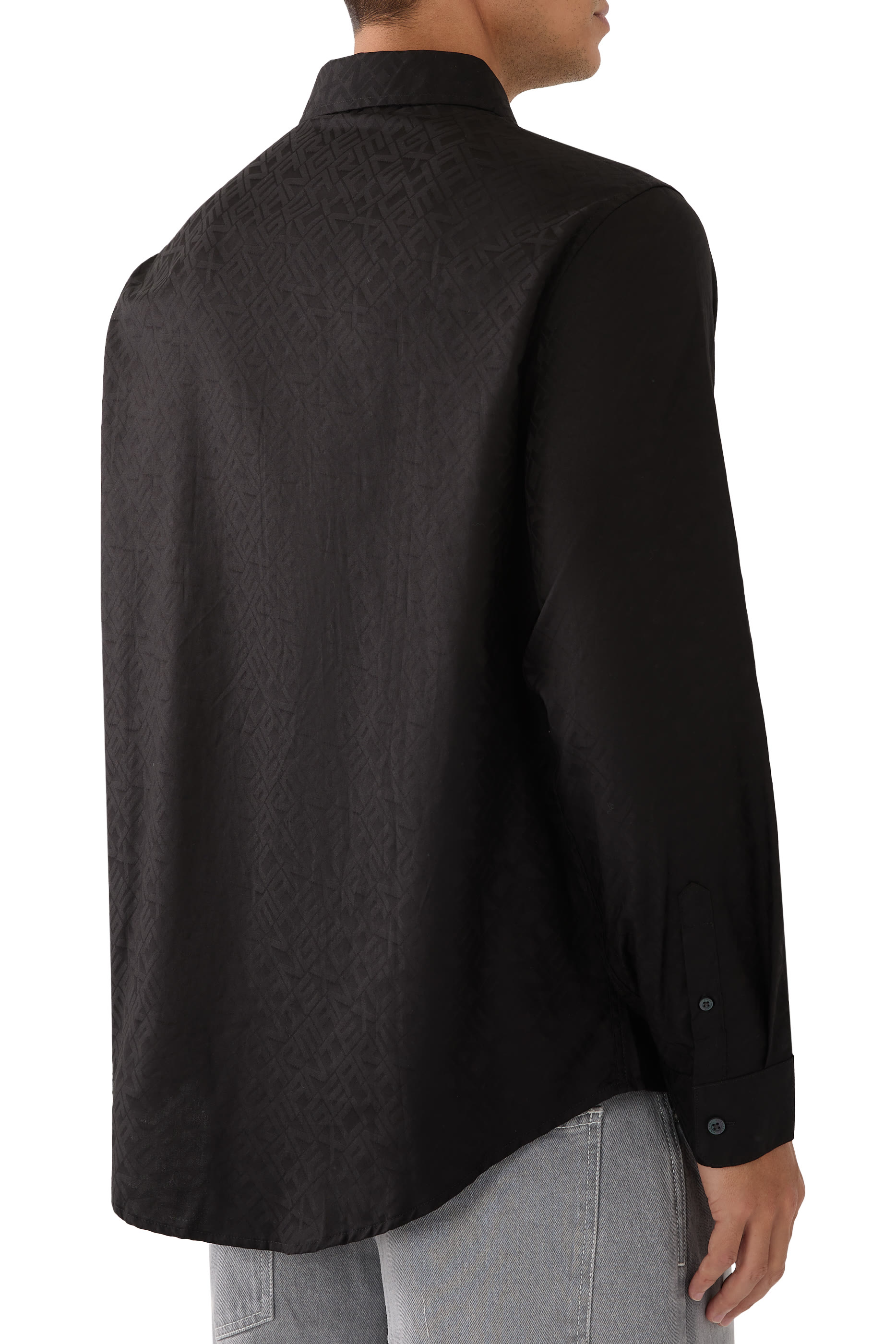 قميص بشعار الماركة جاكار