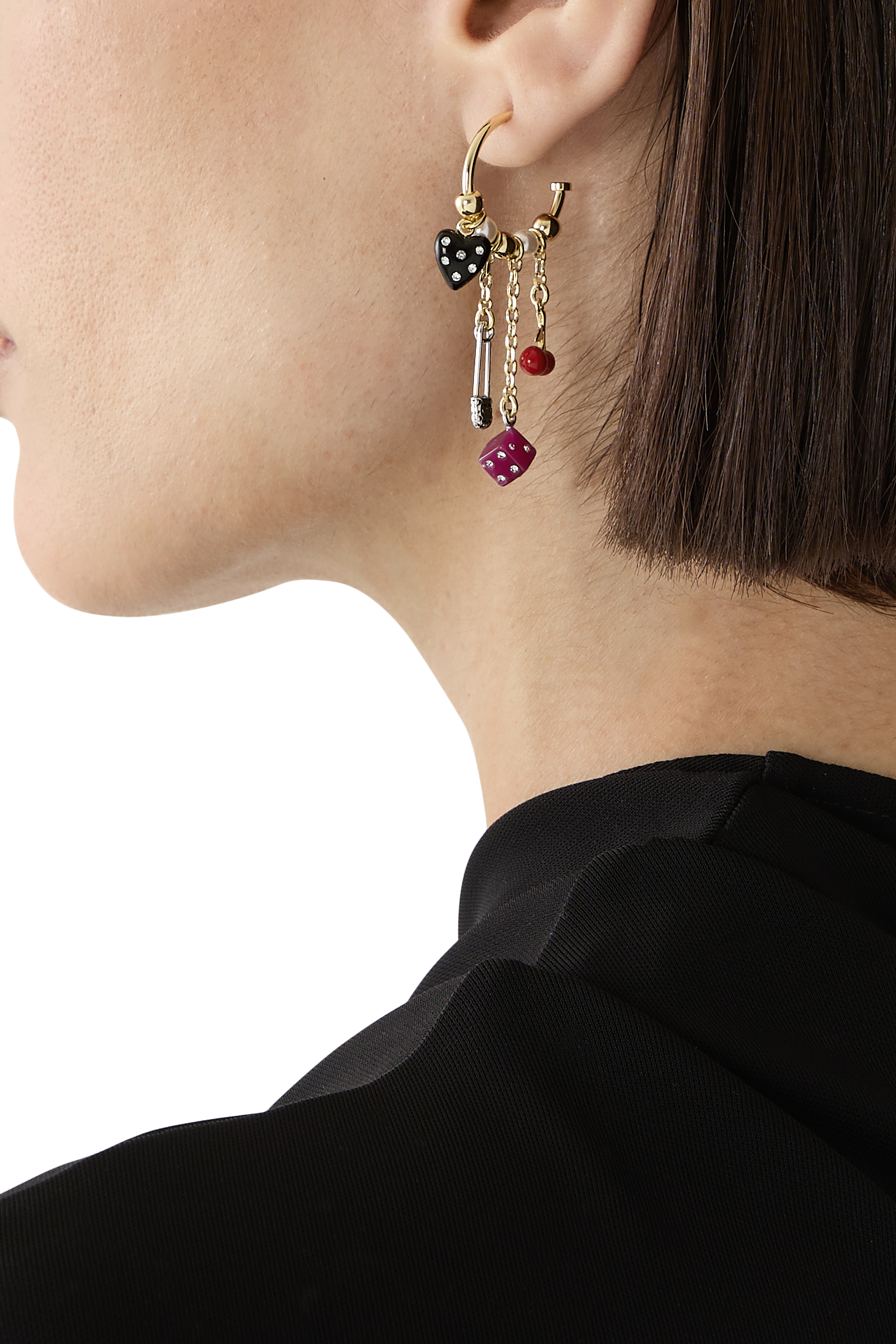 أقراط دائرية بحلي كلاسيكية وشعار الماركة، معدن وراتنج