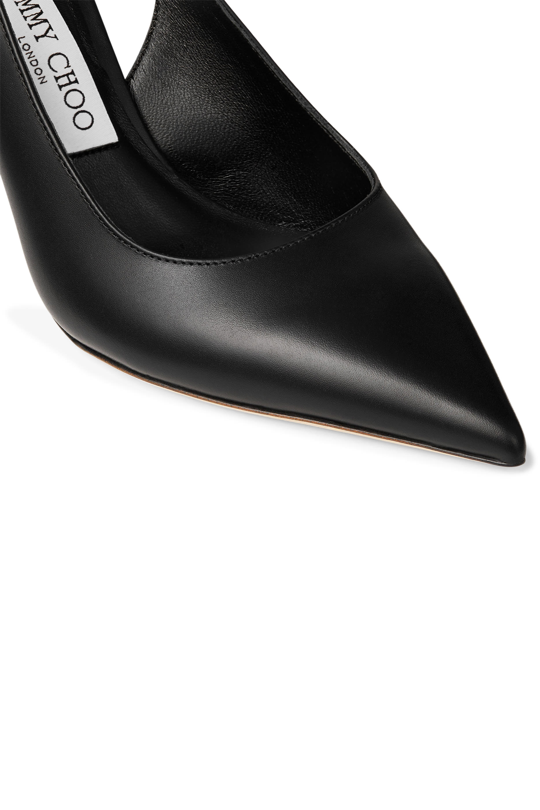 حذاء كلاسيكي لوف 85