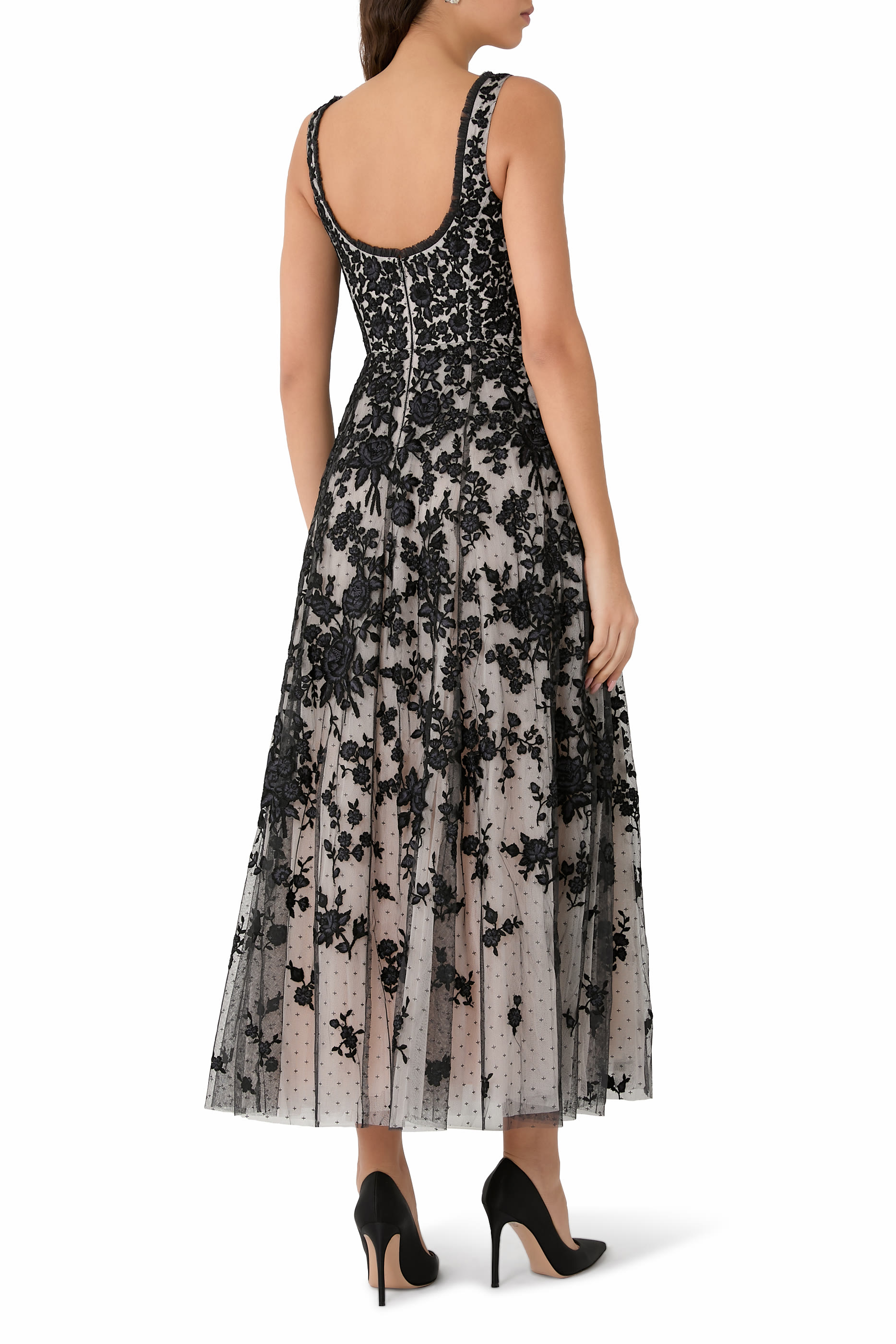 فستان سهرة روزا بطول الكاحل بياقة عميقة