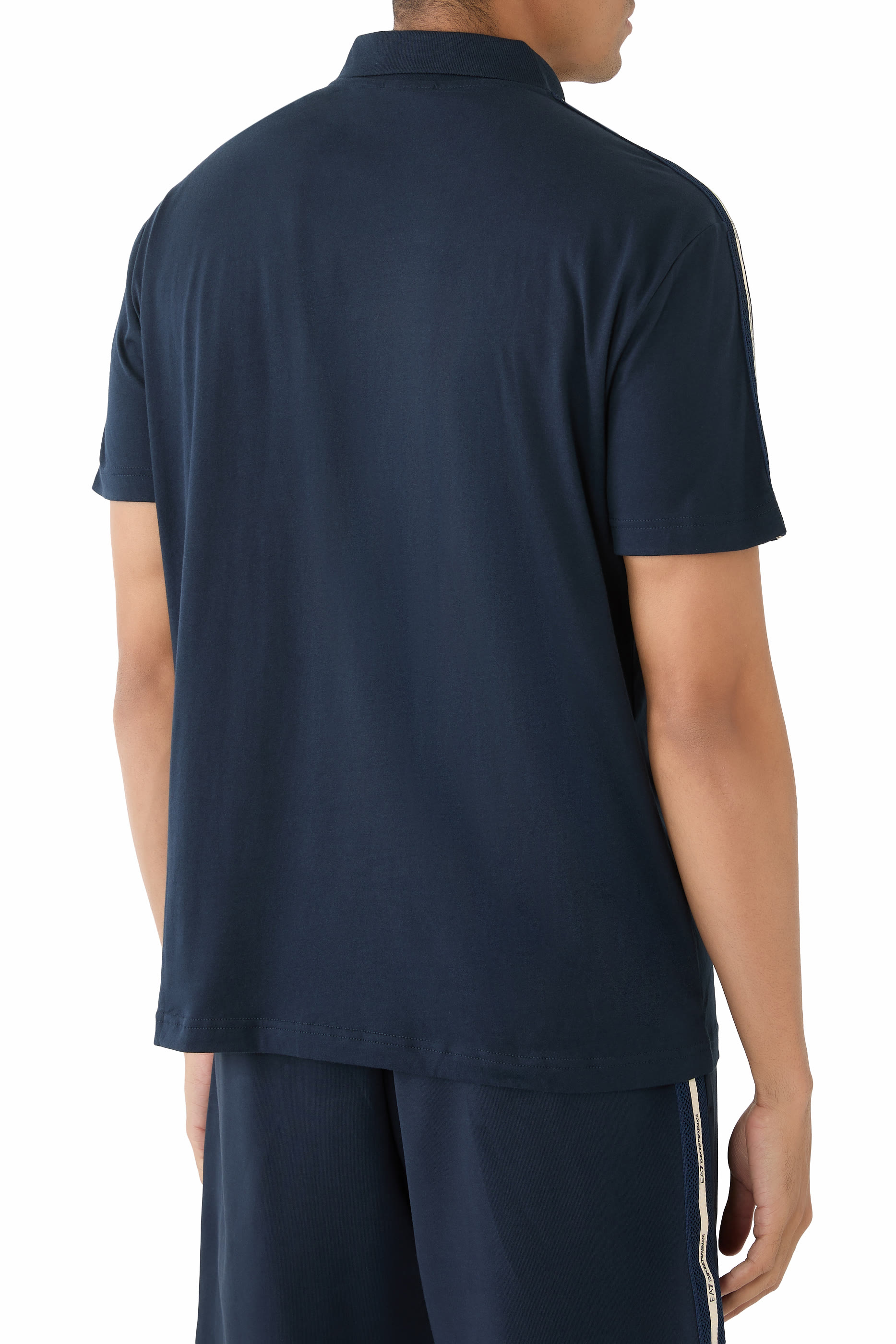 قميص بولو بشعار الماركة