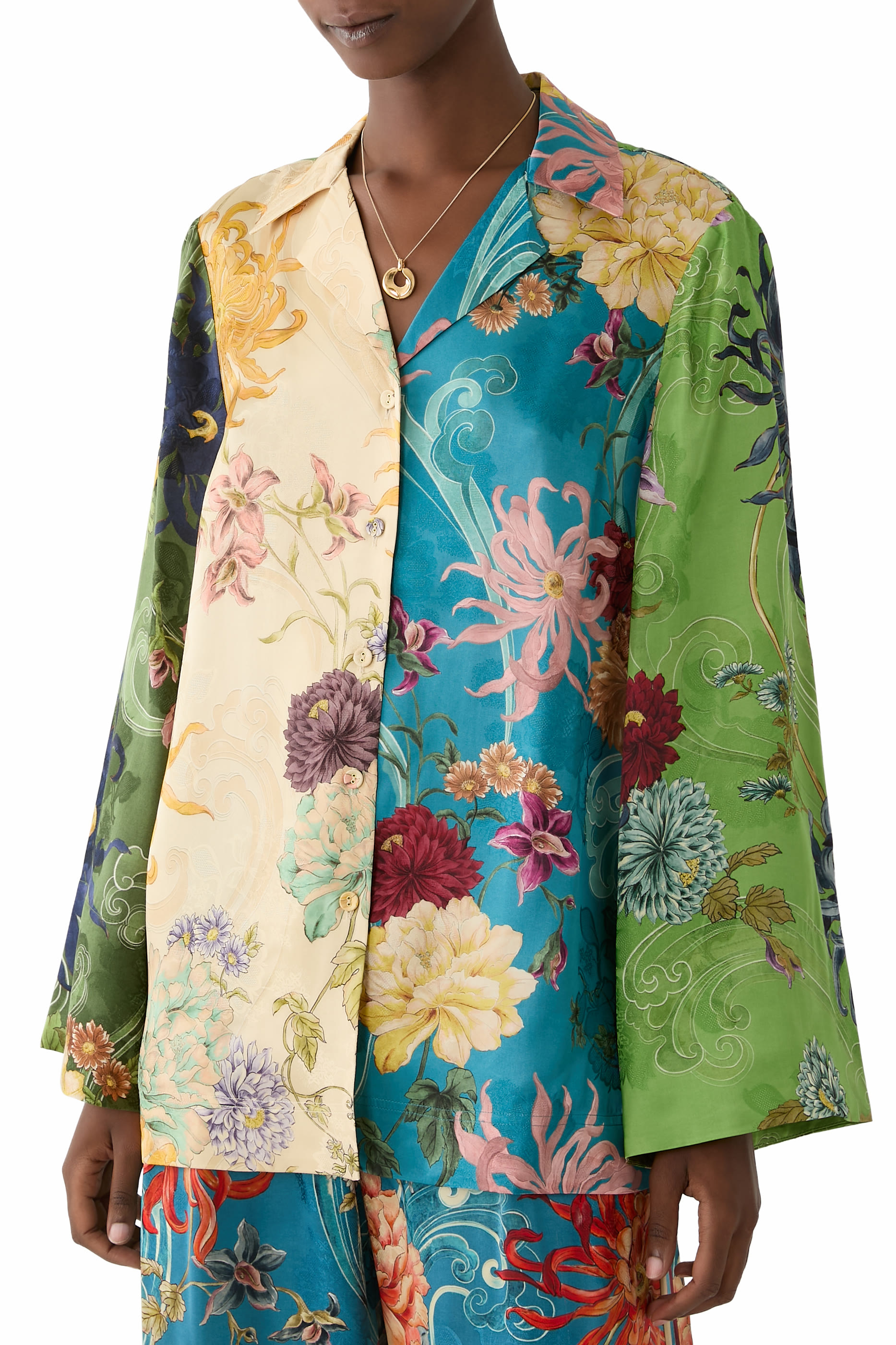 قميص أفيري بتصميم مقسم