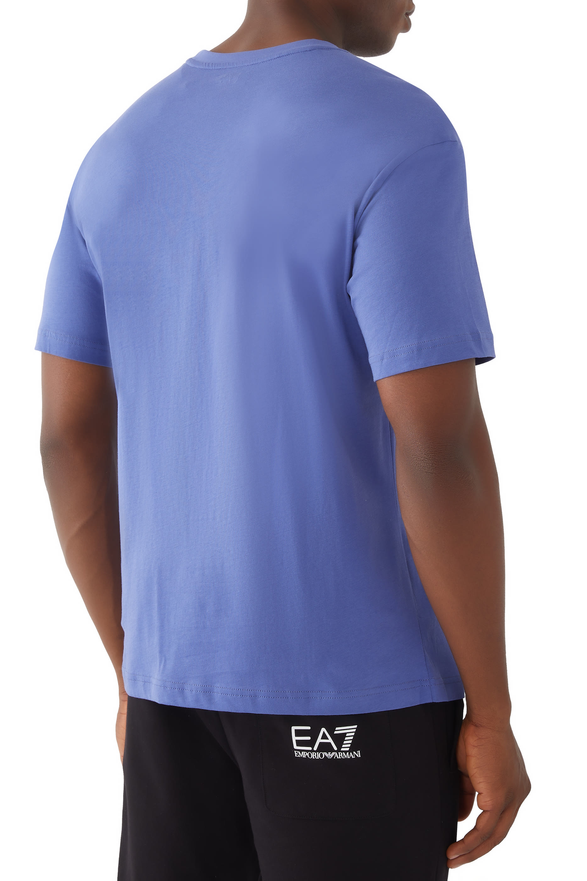 تيشيرت رياضي بشعار الماركة عاكس للضوء