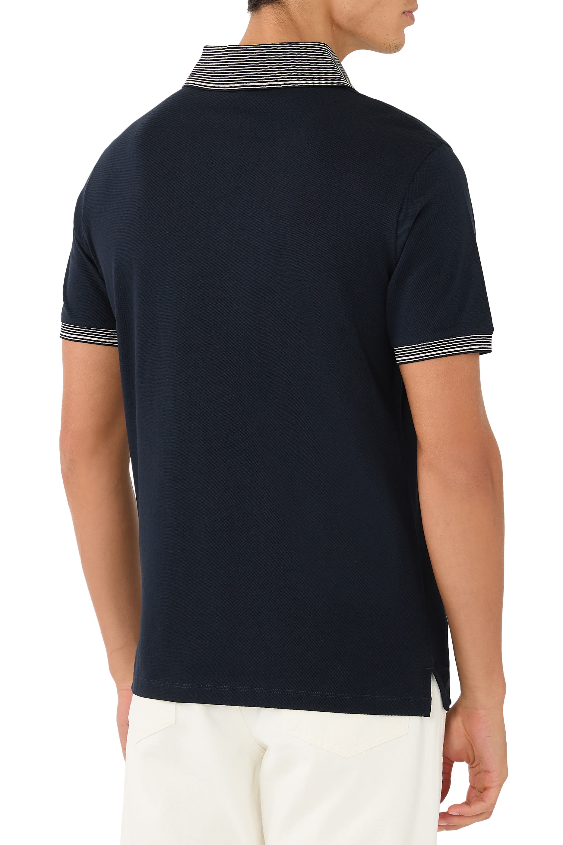 قميص بولو بيكيه بتطريز شعار الماركة