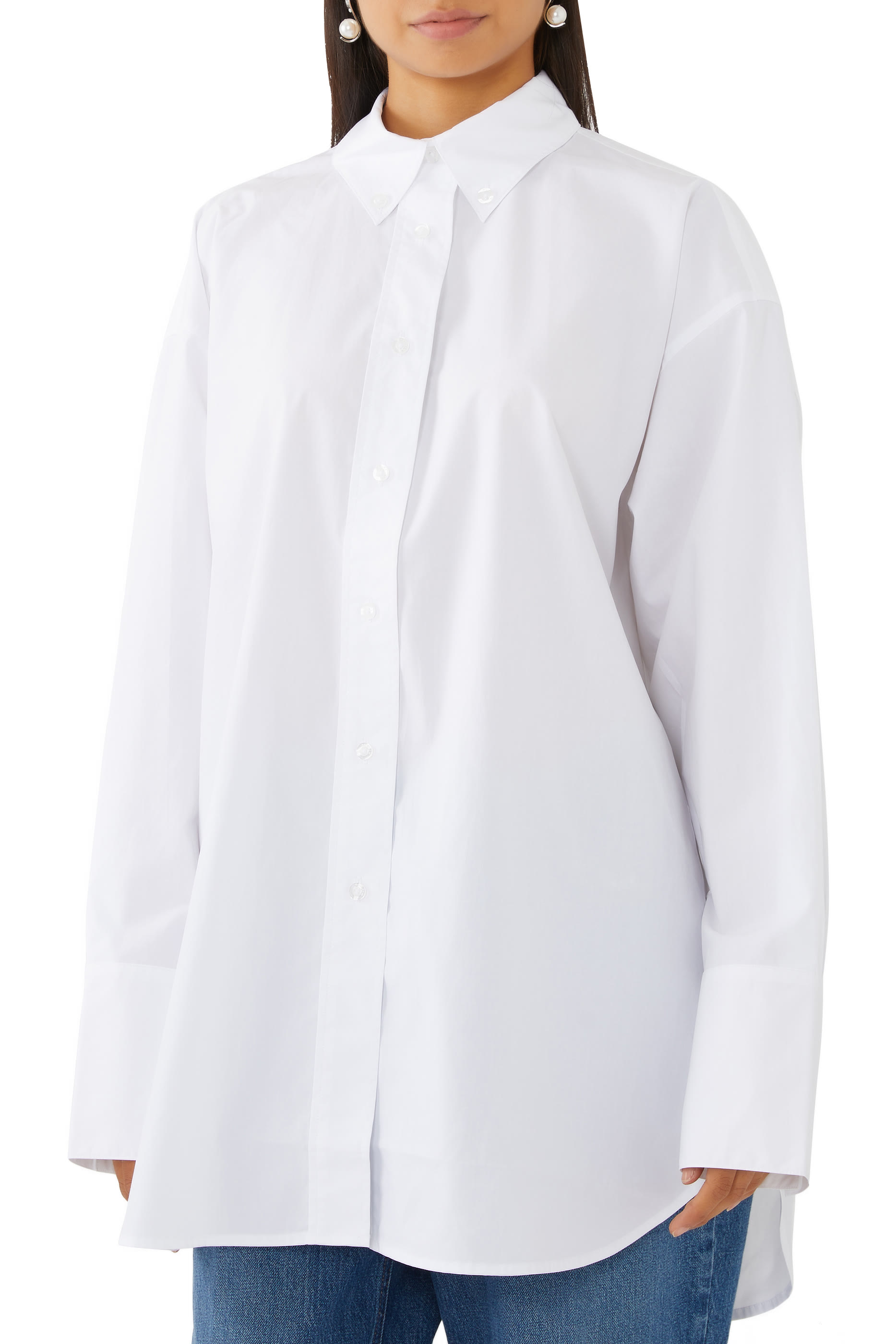 قميص بقصة فضفاضة