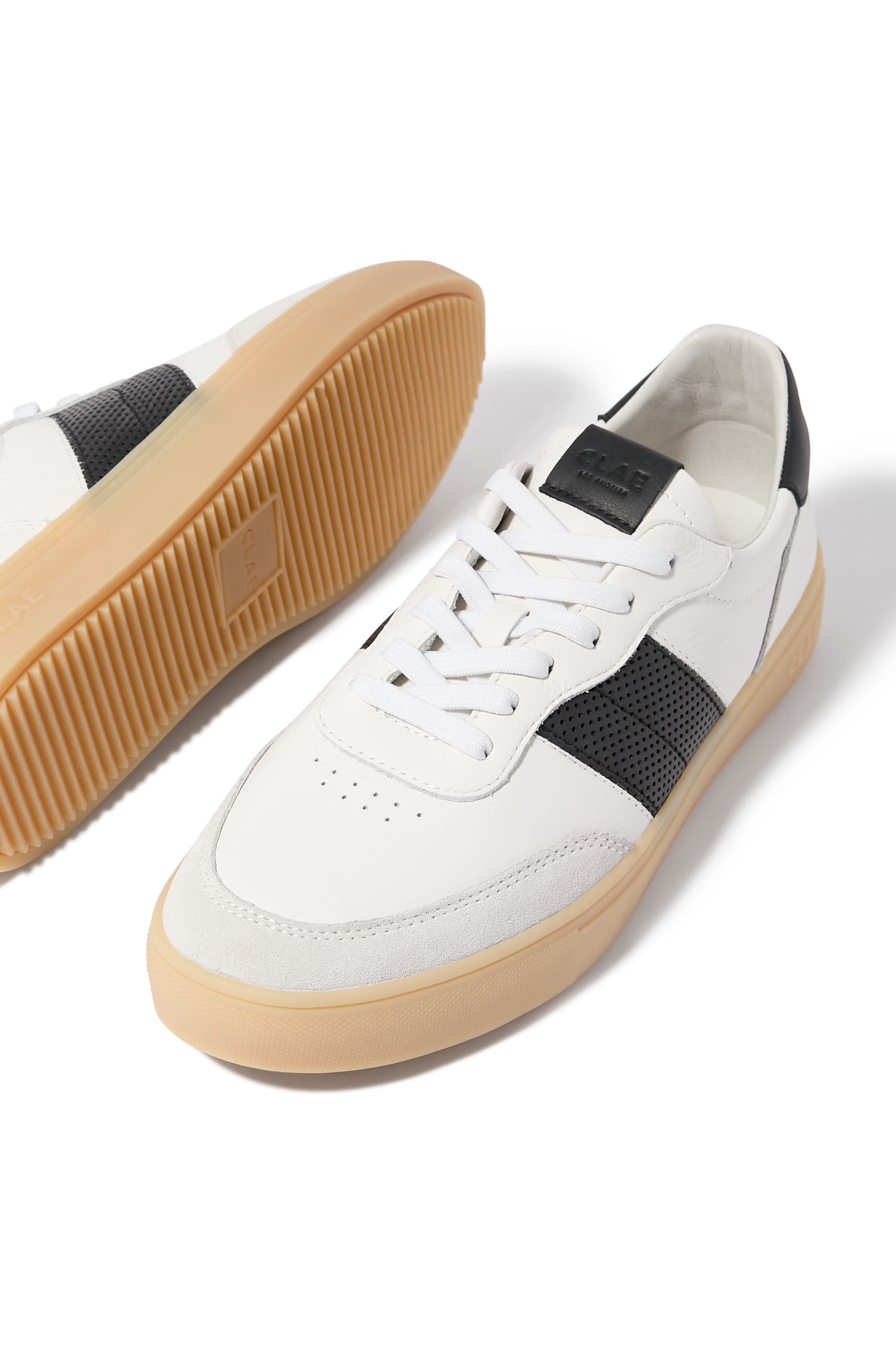 سنيكرز دافيس