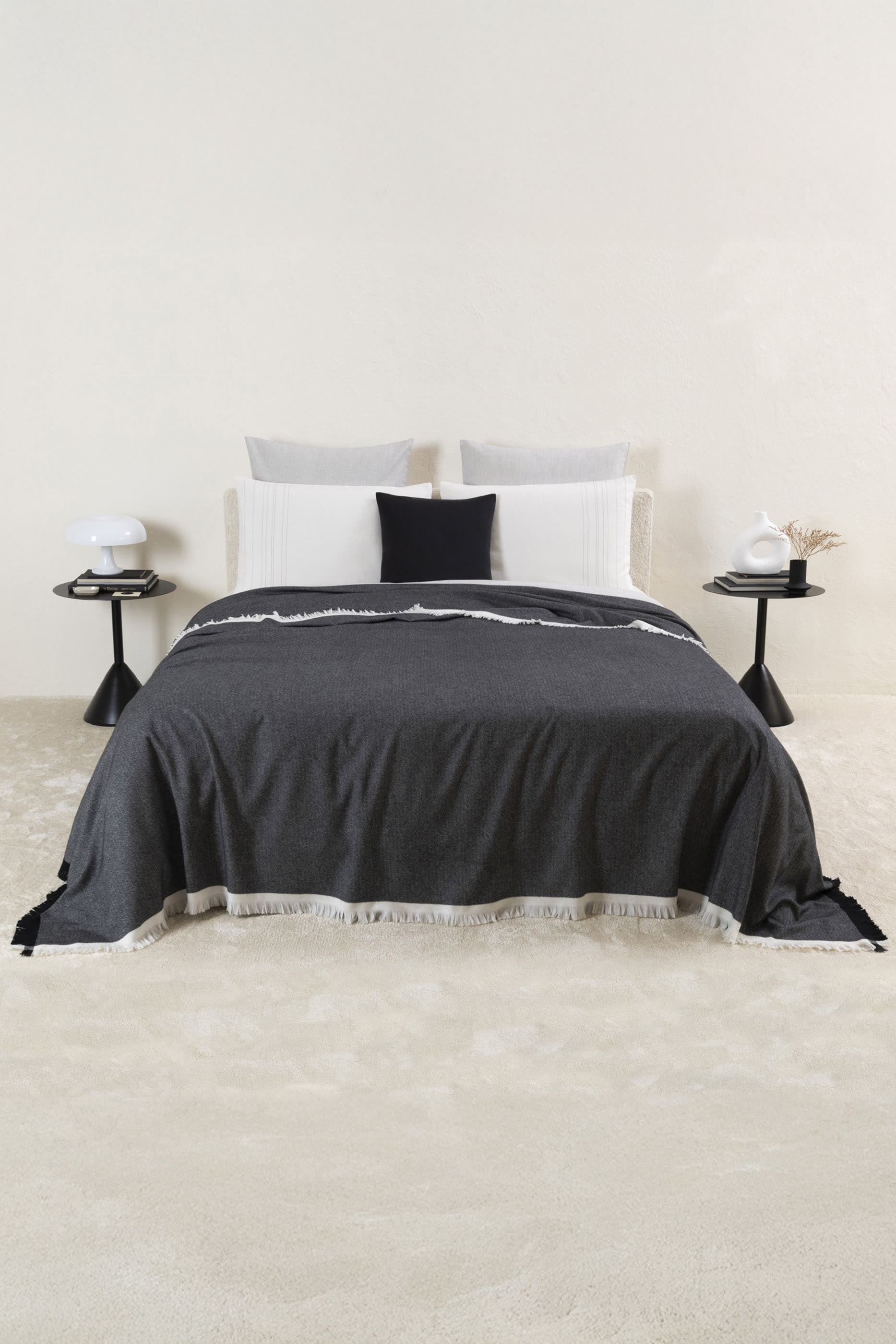 بطانية بليس