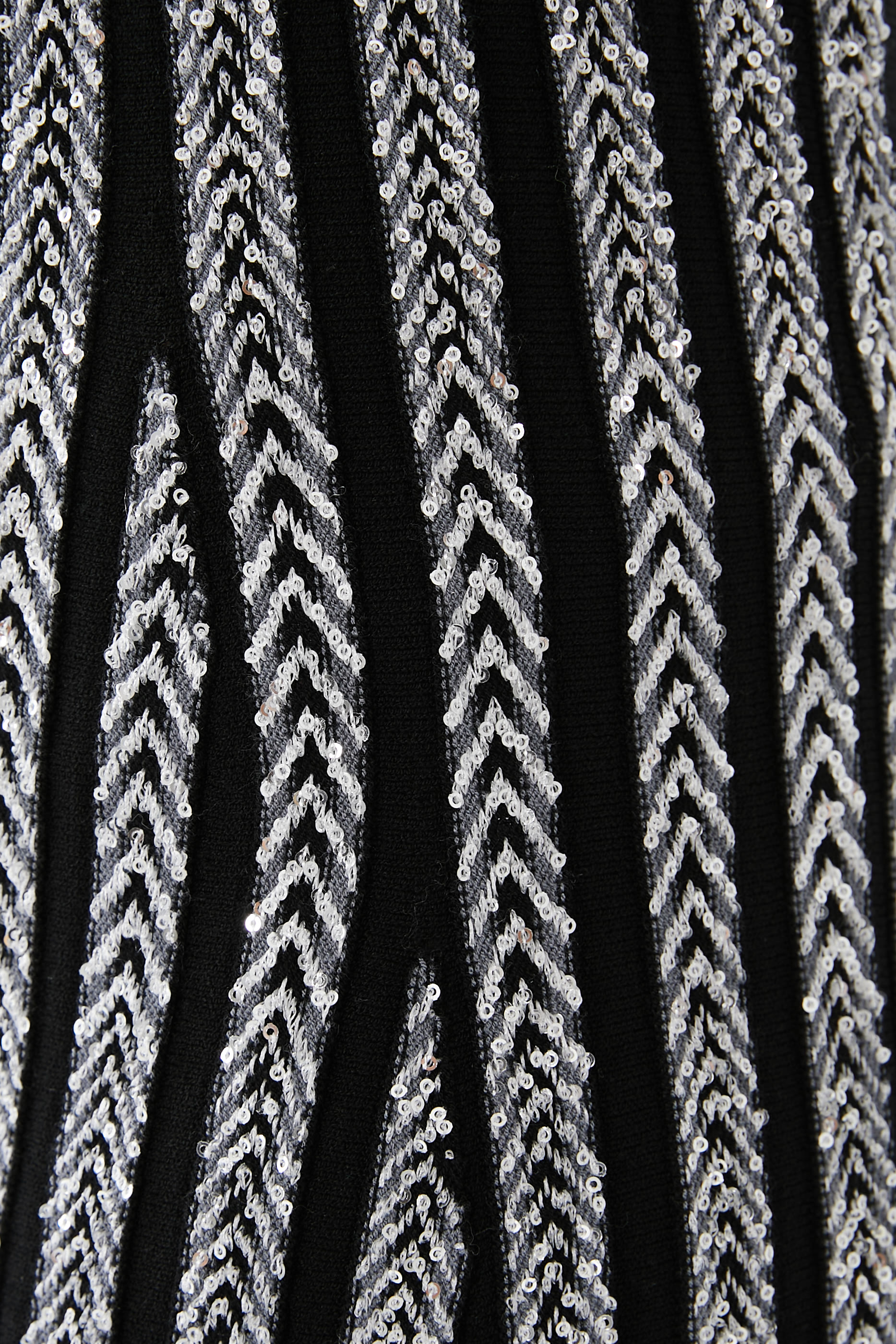 بنطال منسوج مخطط بتطريزات ترتر