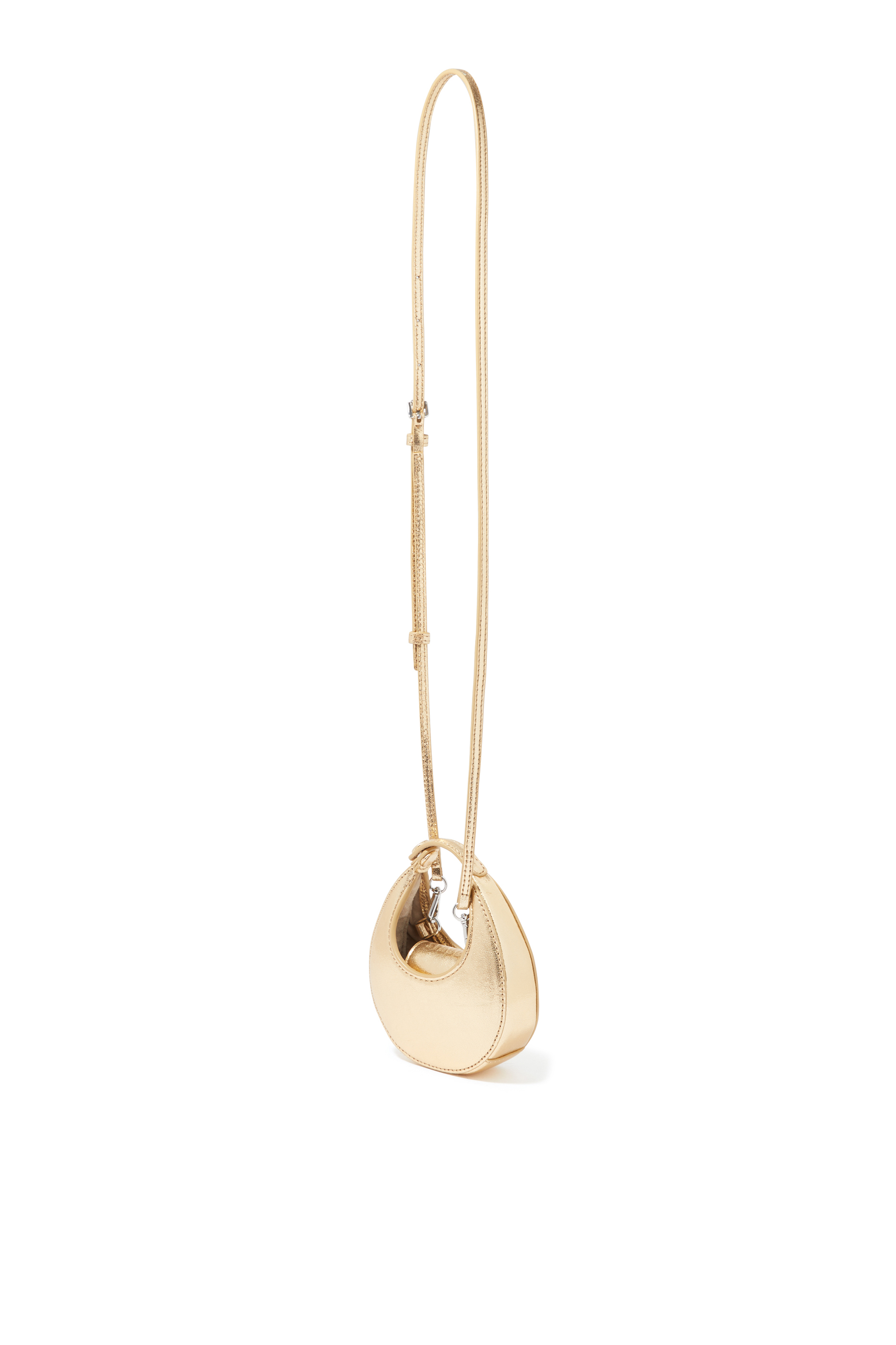 حقيبة صغيرة بتصميم نصف دائري