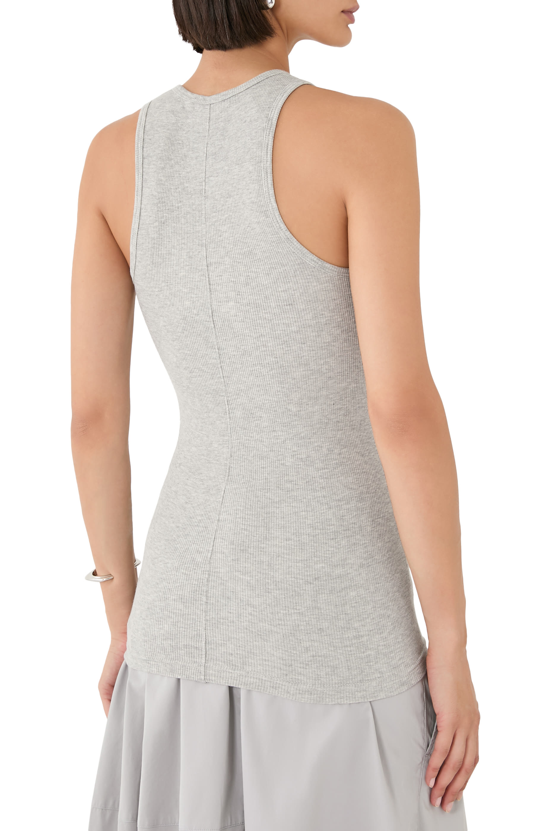 تيشيرت بلا أكمام بتفاصيل مستديرة قماش مضلع رفيع