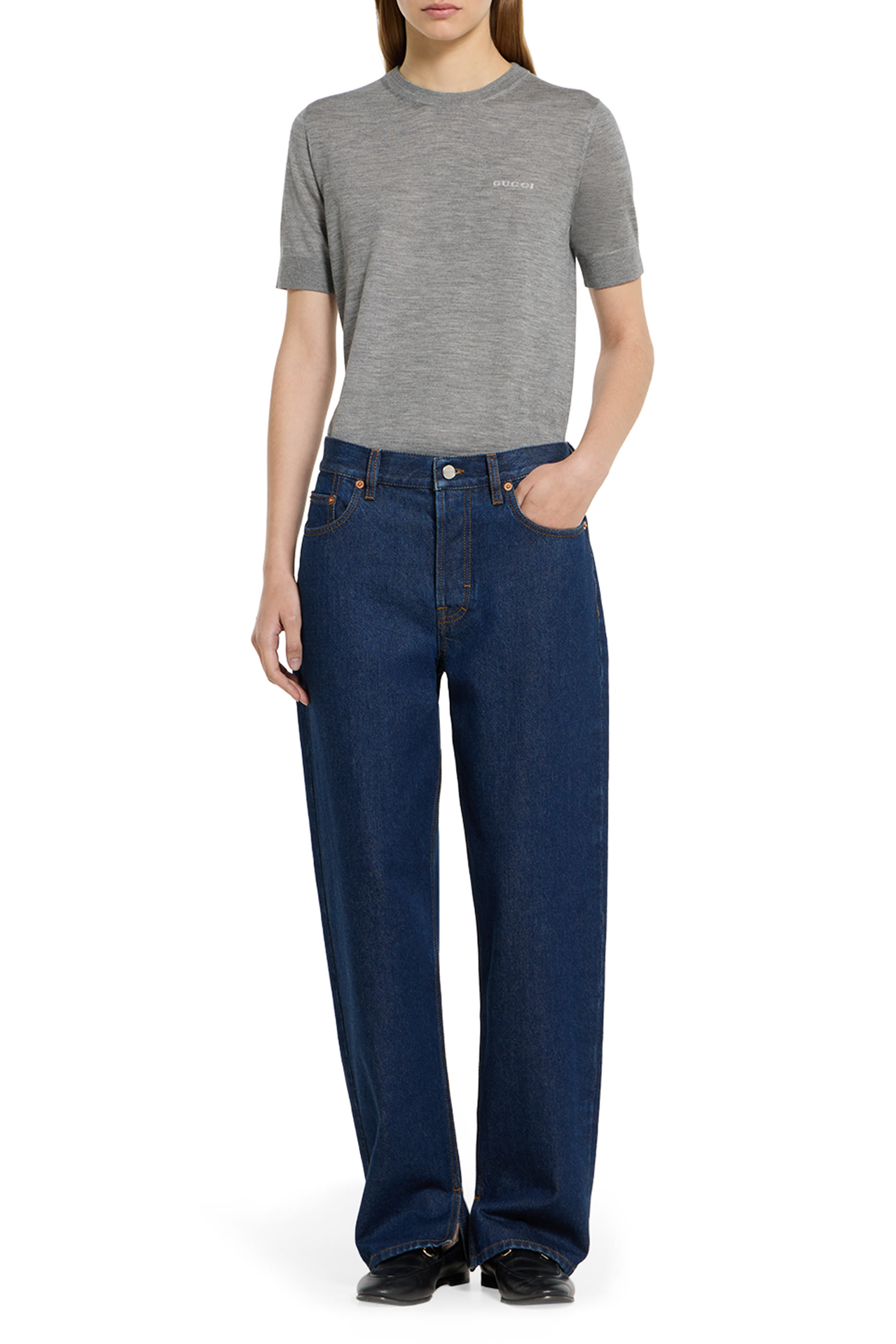 بلوزة بتصميم انتارسيا كشمير وحرير