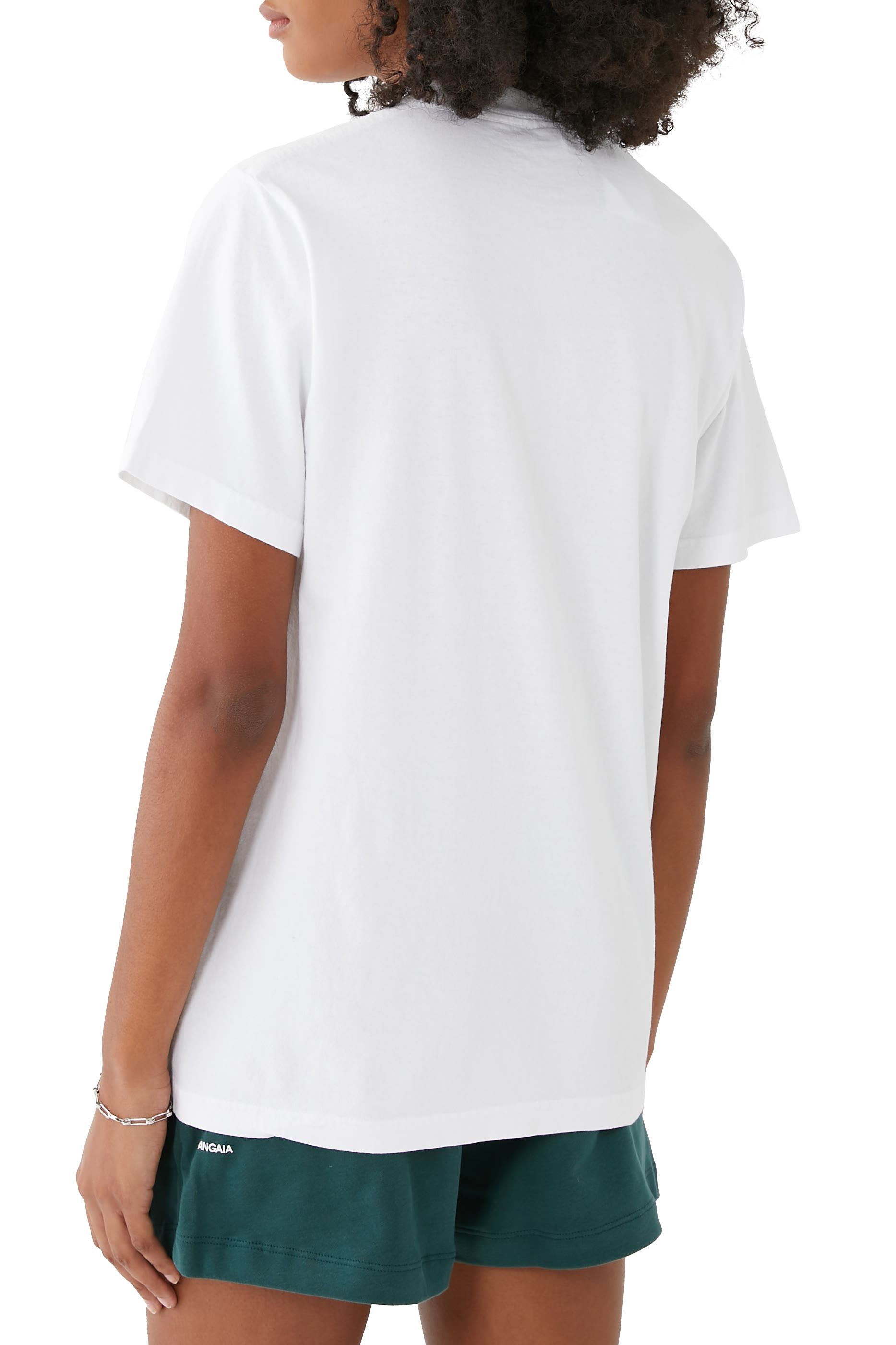 تيشيرت كونيتيكت بشعار الماركة