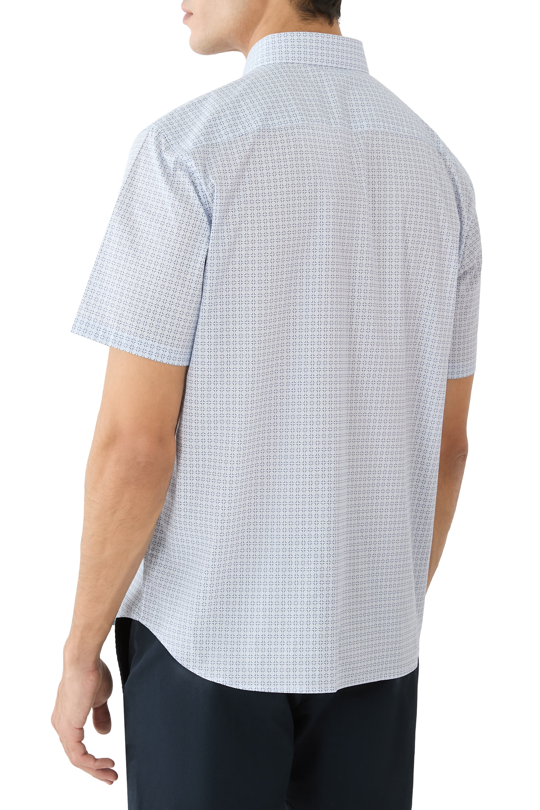 قميص ايرفينج بأزرار