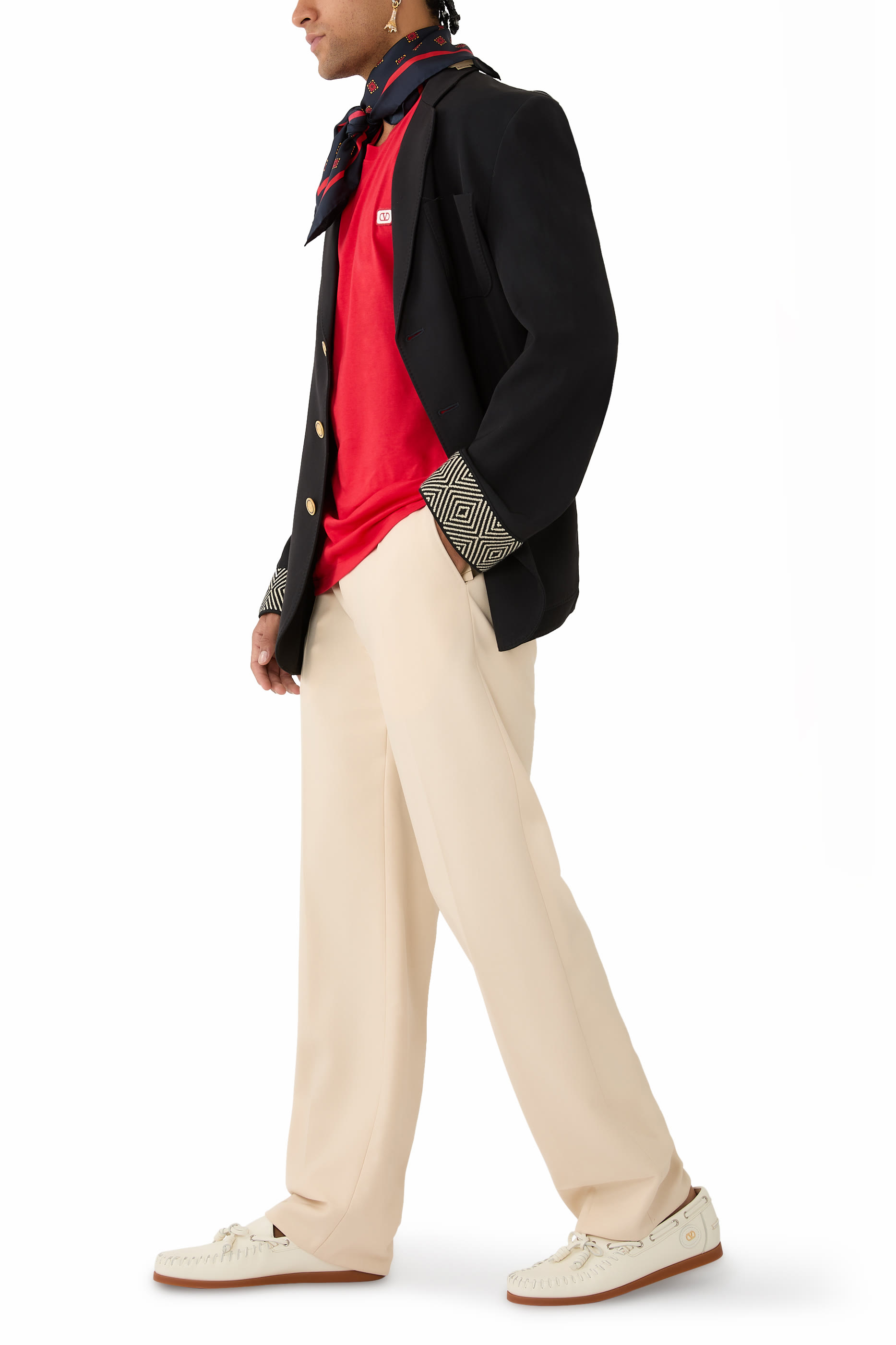 تيشيرت بشعار الماركة