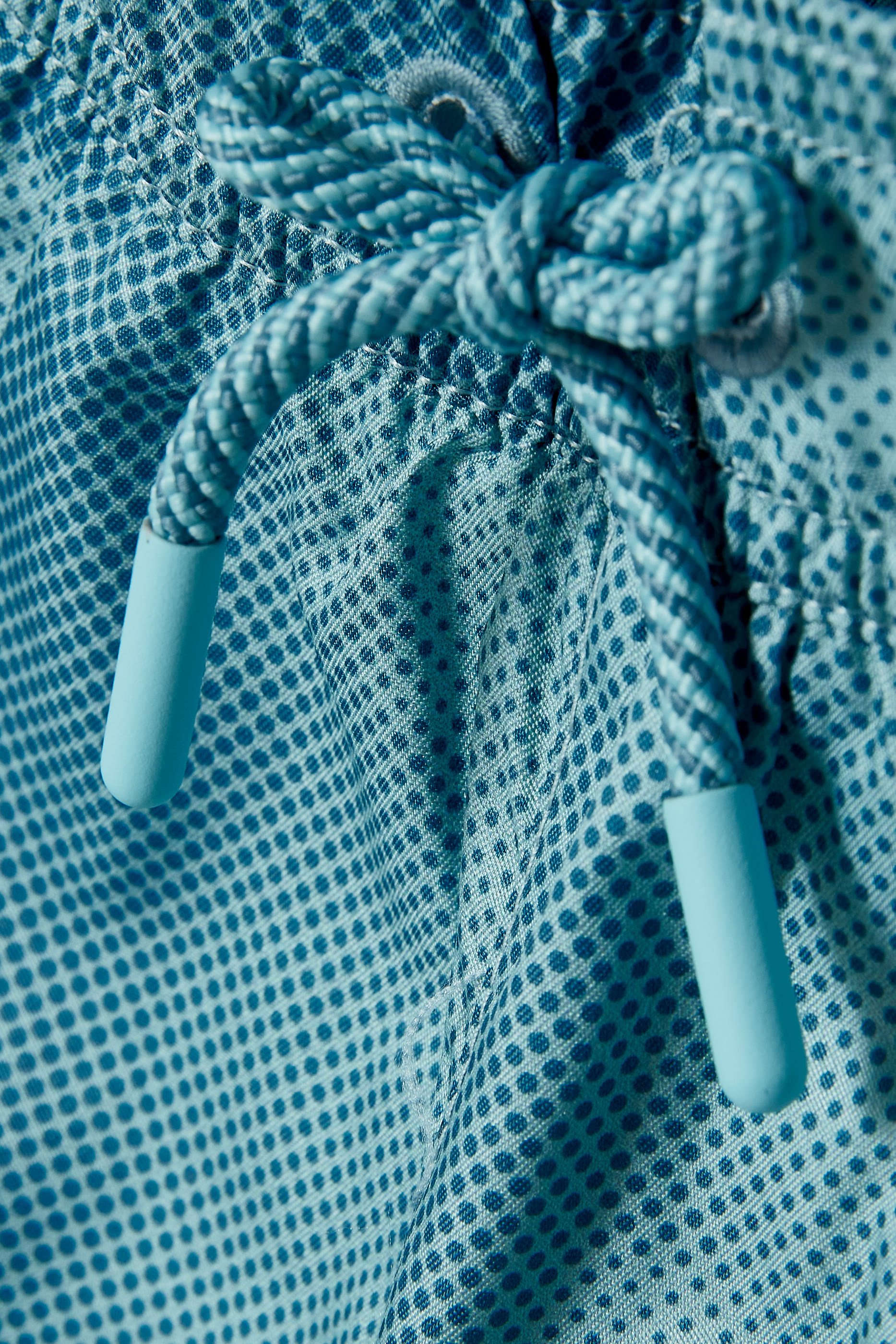 شورت سباحة بشعار النسر للأطفال