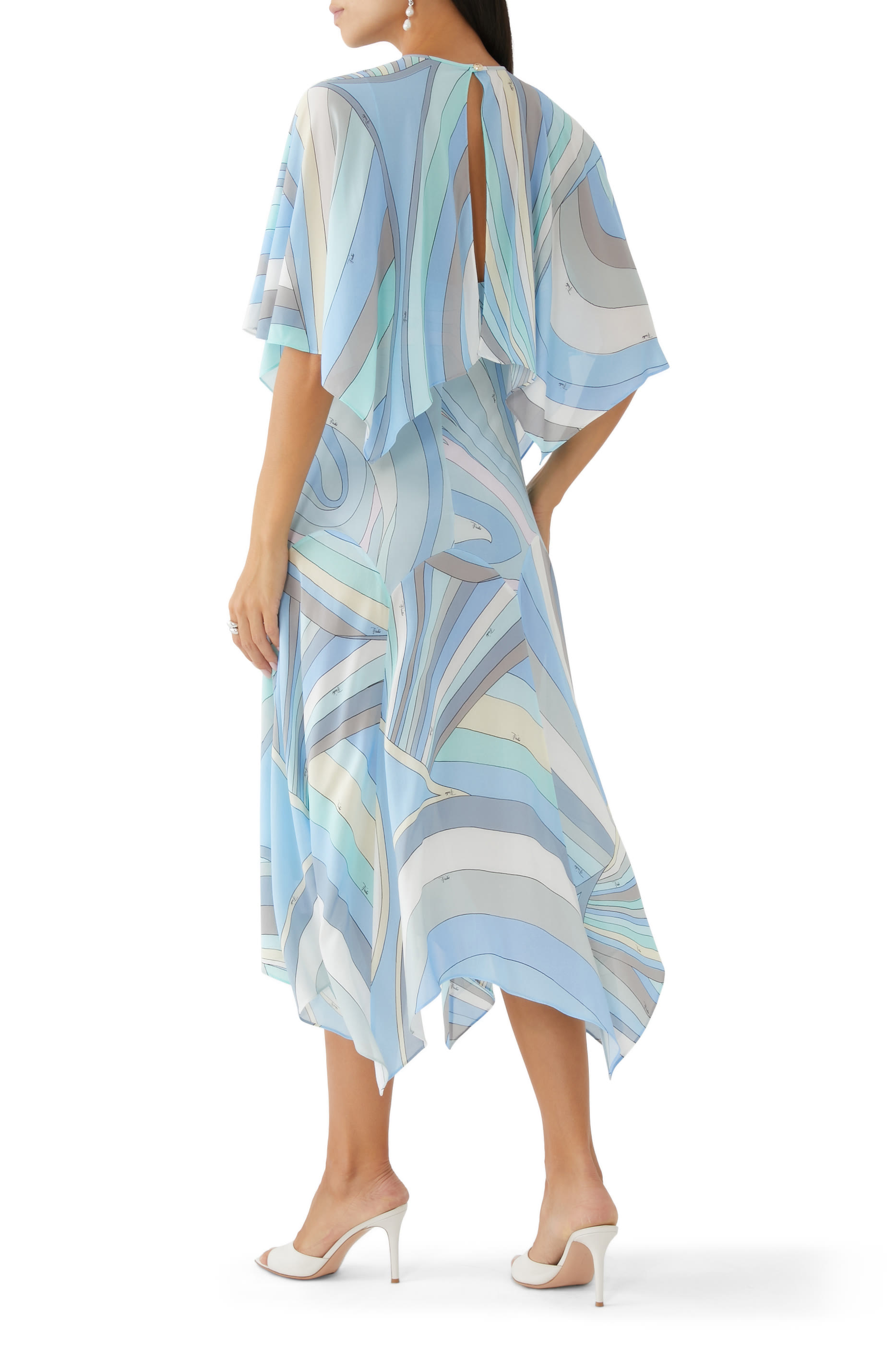 فستان بتصميم متدرج بنقشة ايريد