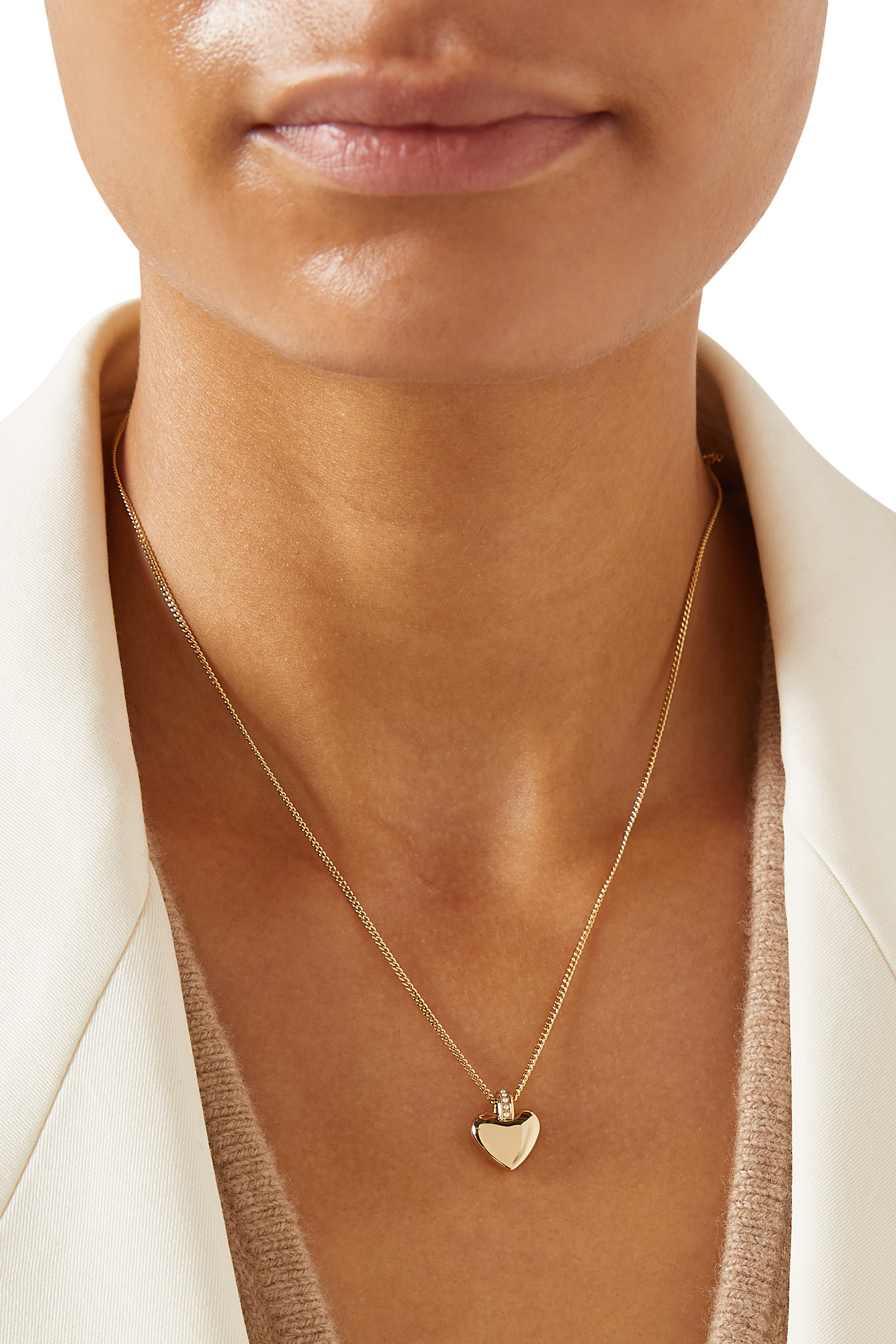 قلادة قصيرة بحلية قلب منفوخ