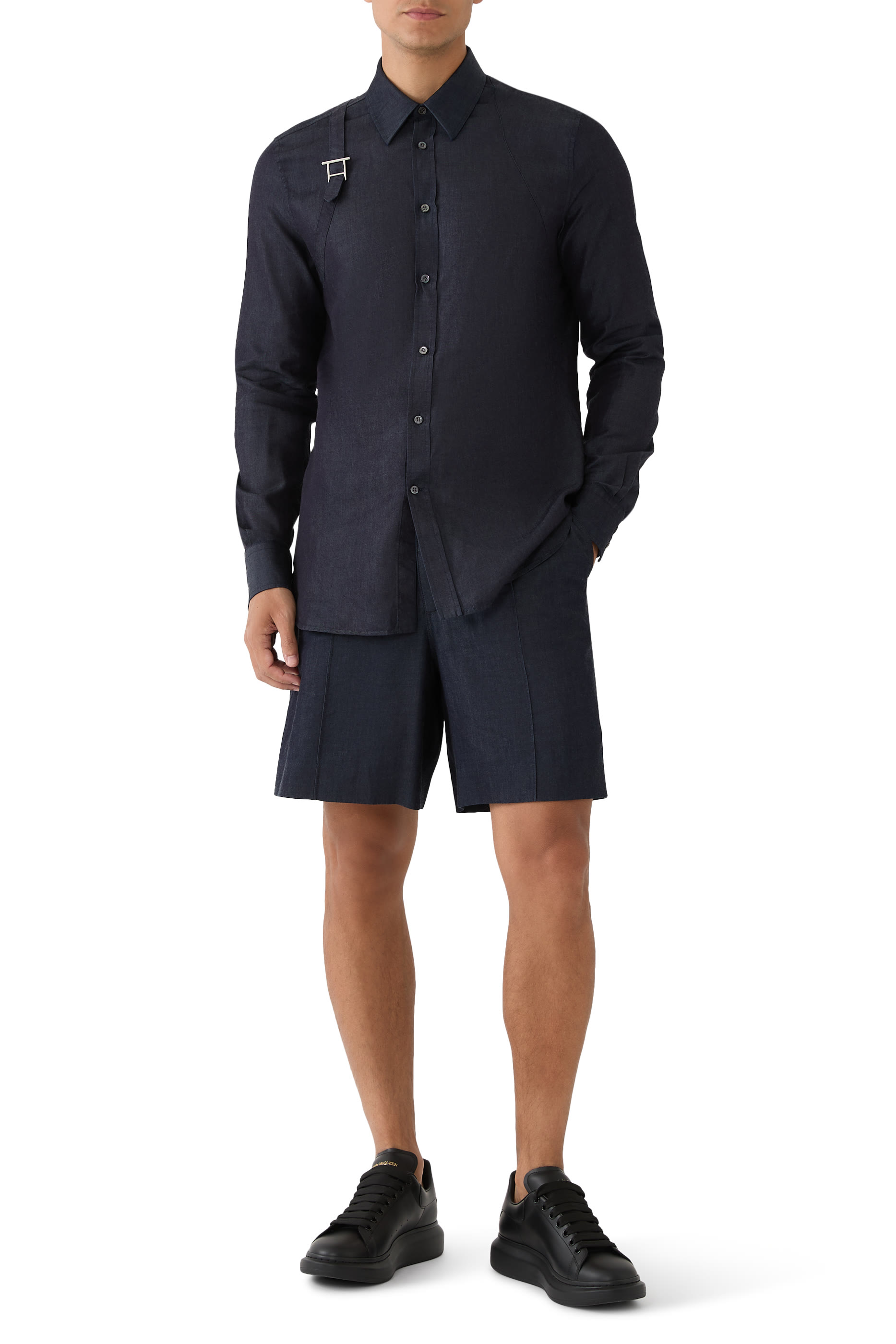 شورت بشعار الماركة دنيم