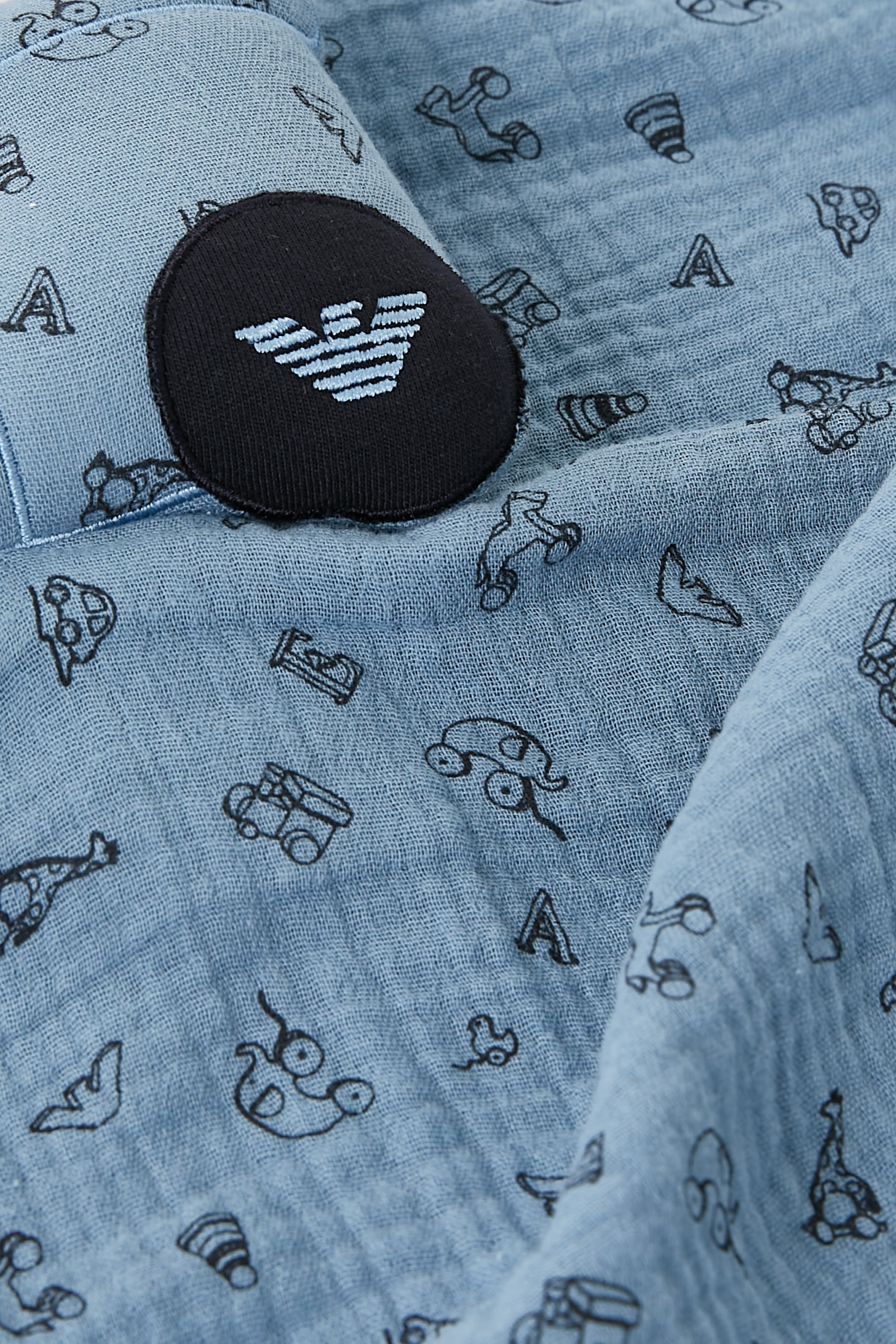 طقم مريلة، لعبة وبطانية للأطفال