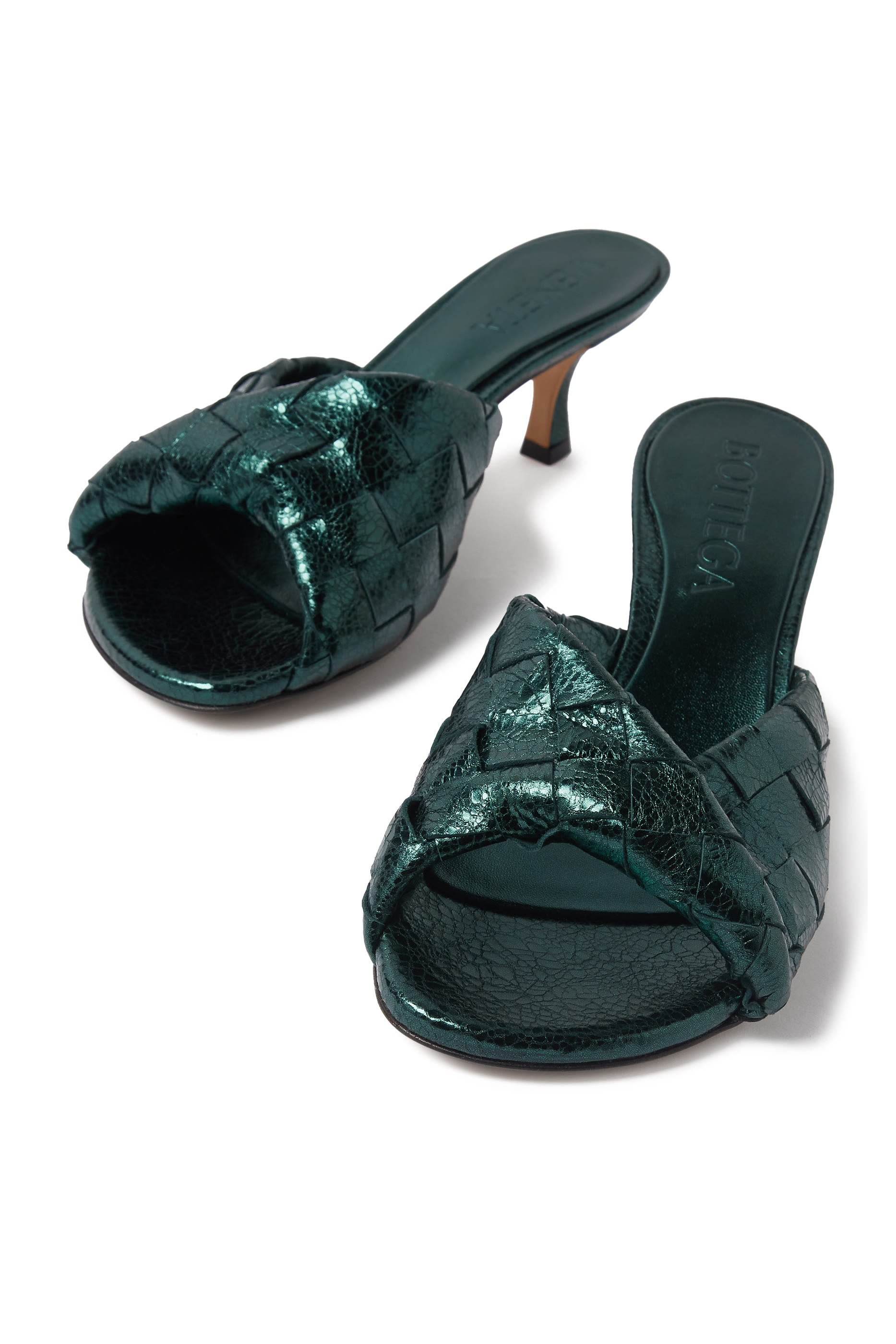 حذاء بلينك مفتوح من الخلف