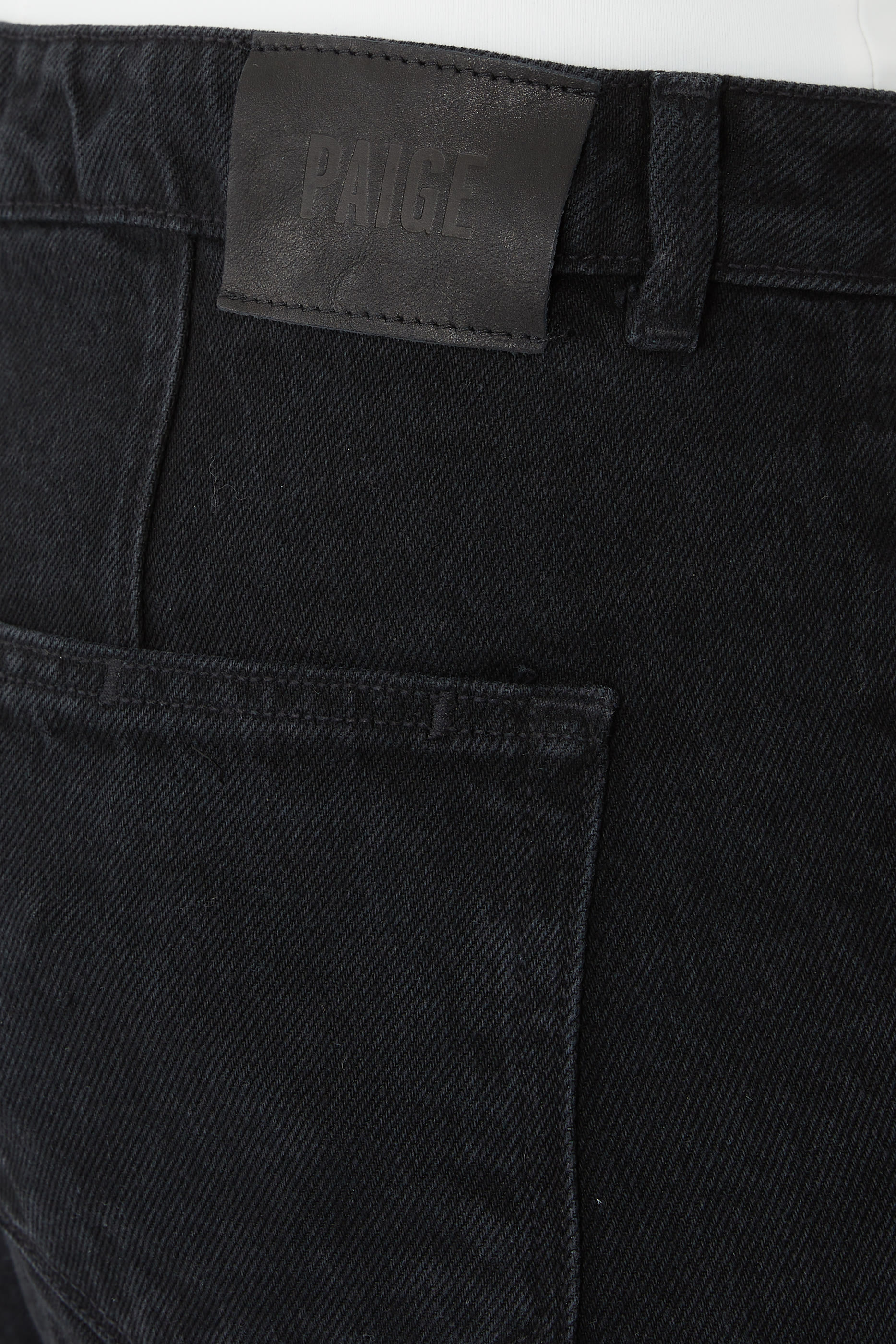 بنطال هاربر بقصة ساق واسعة