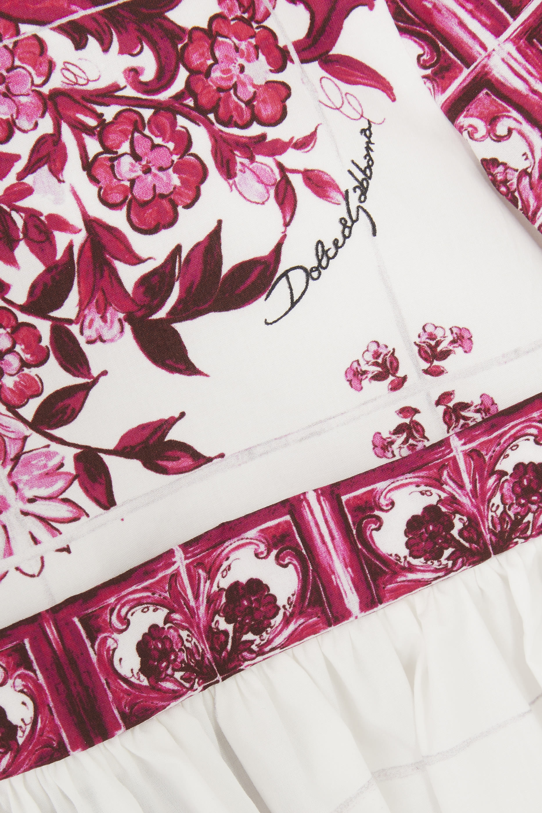 فستان للأطفال بقصة واسعة من الاسفل بطبعات مايولكا