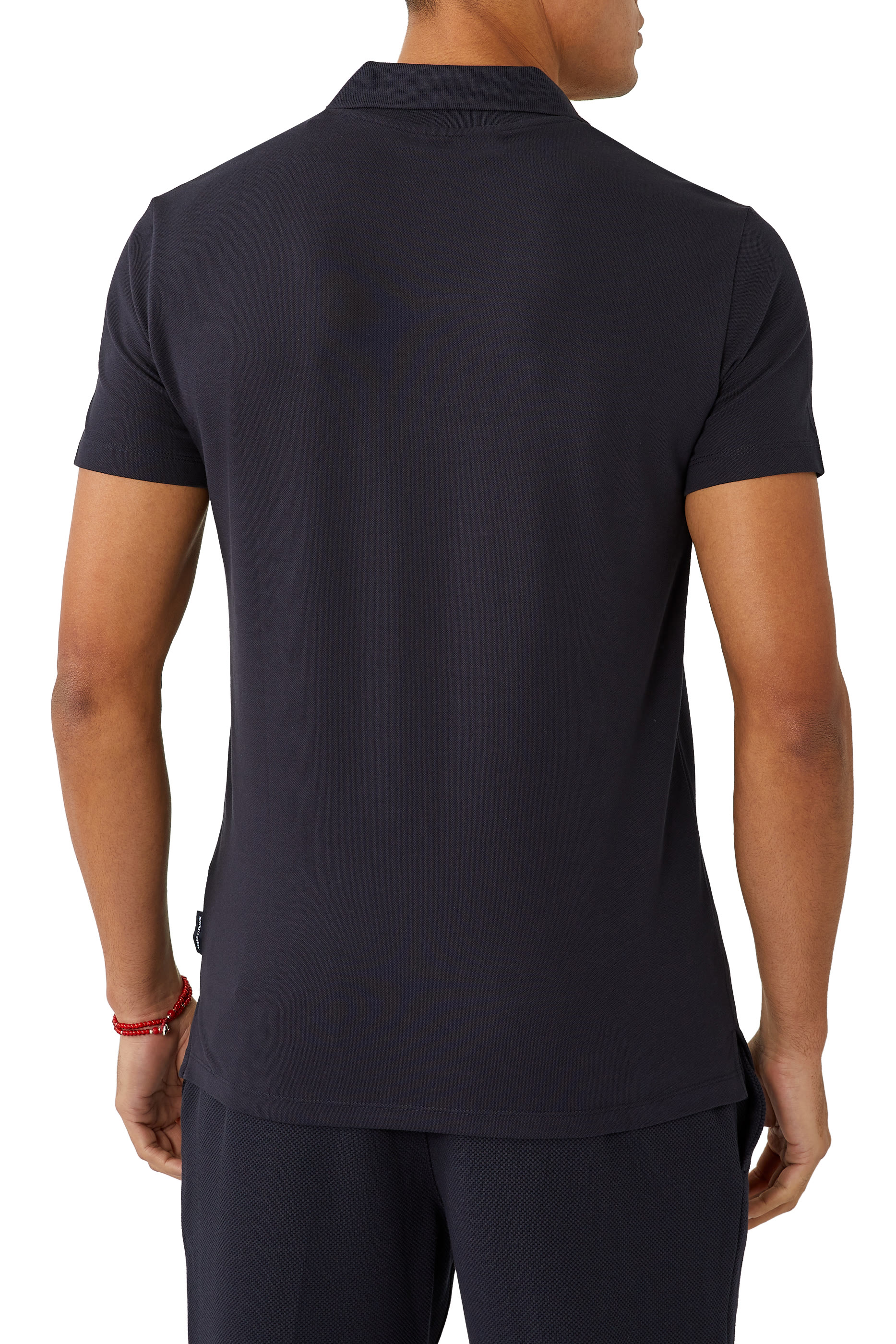 قميص بولو بياقة عريضة