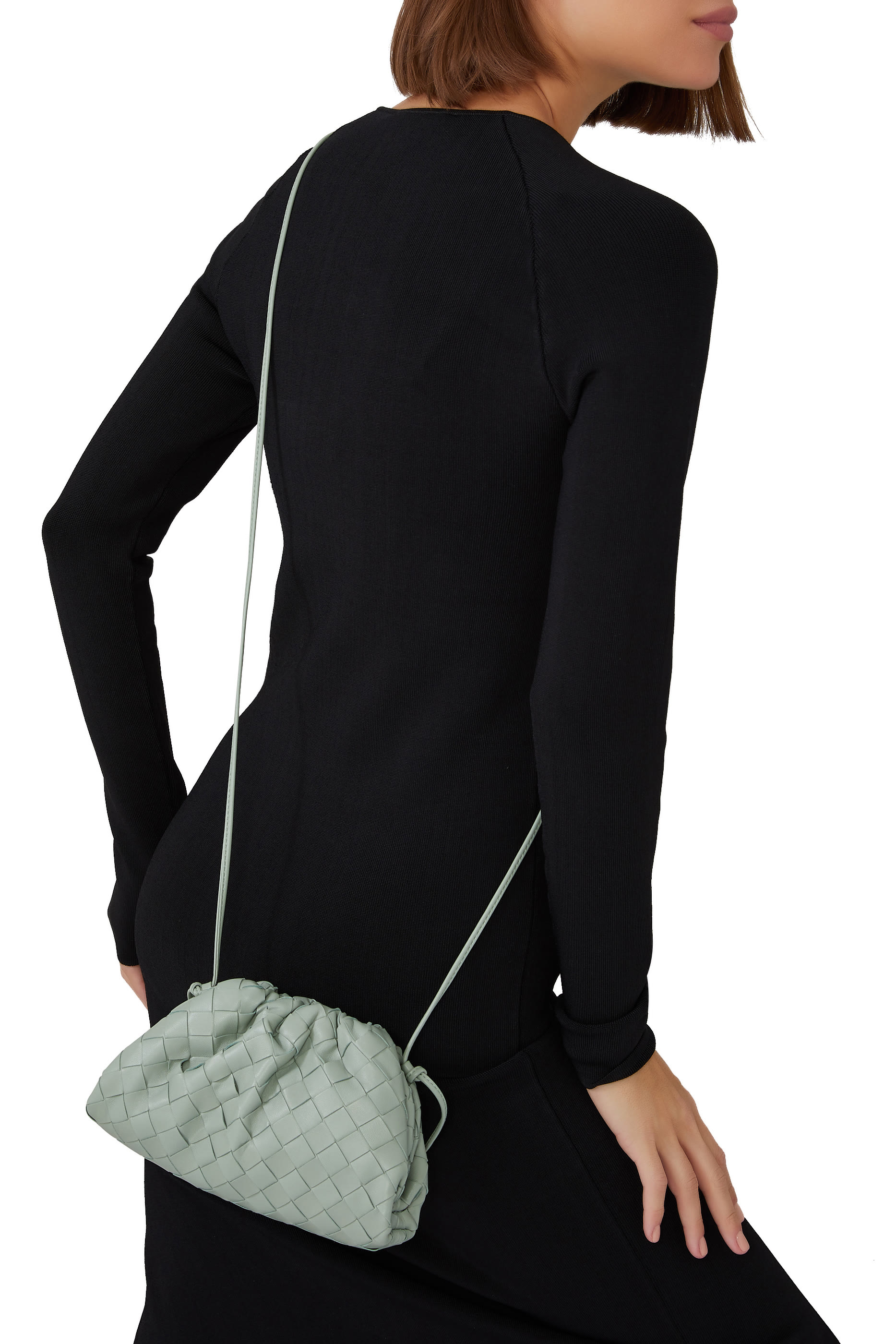 حقيبة صغيرة بتصميم مجدول