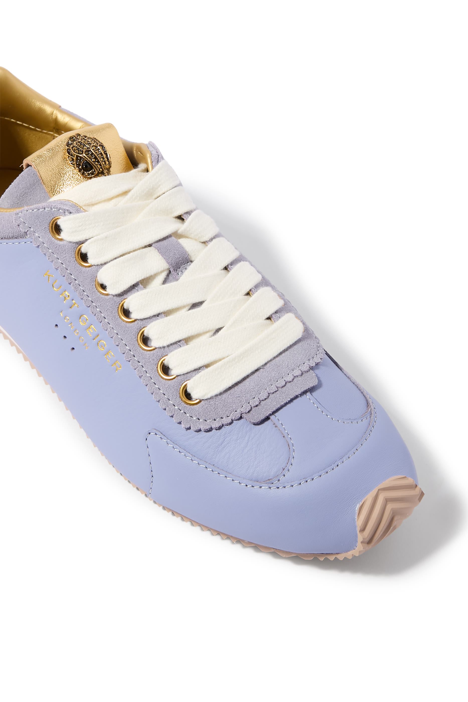 سنيكرز إيسلينغتون