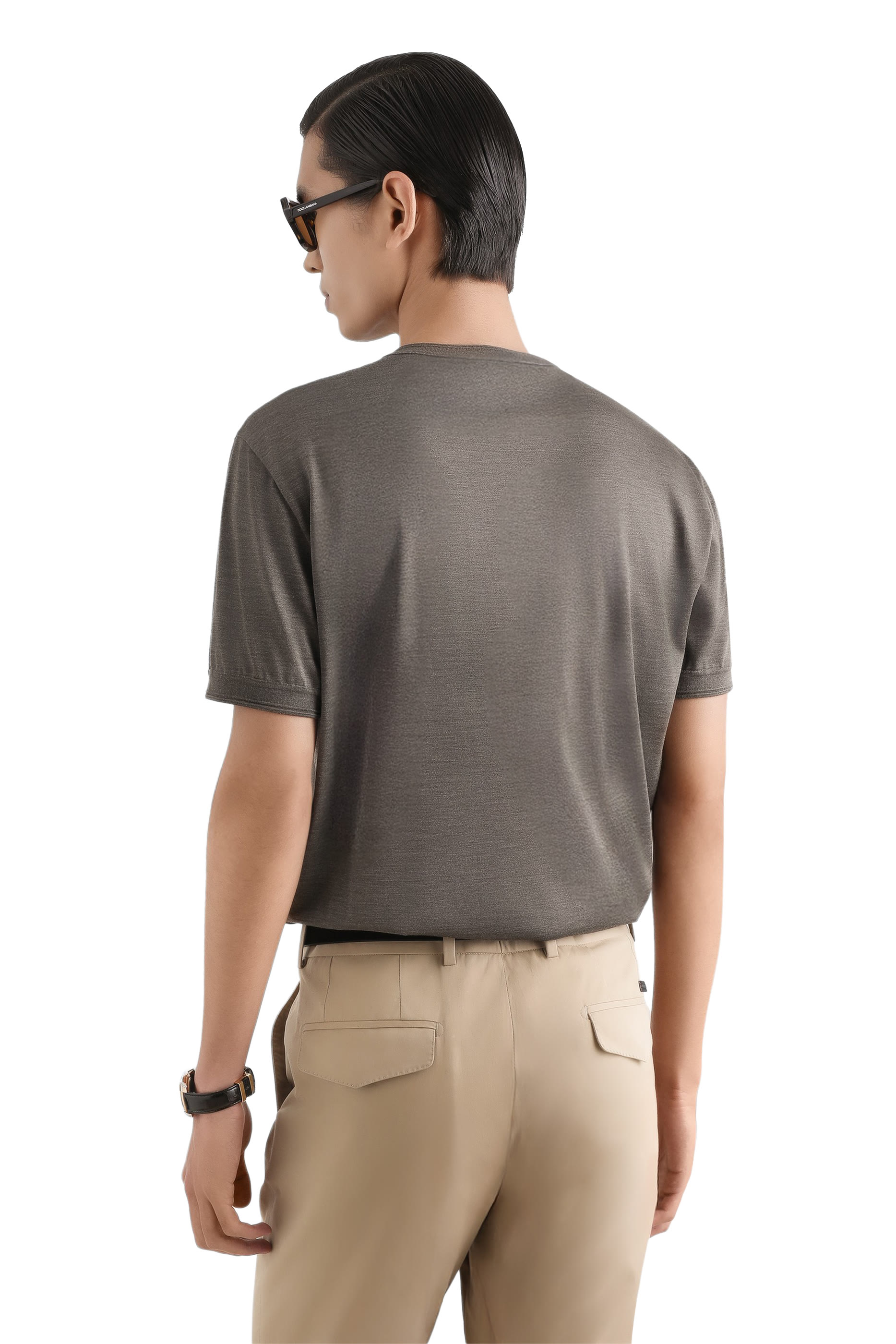 تيشيرت بأكمام قصيرة حرير