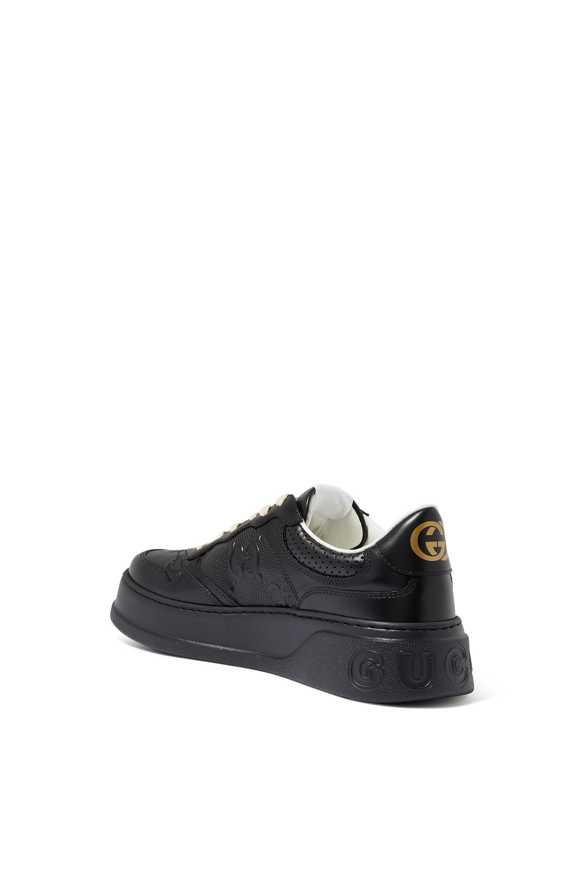 سنيكرز بي بنعل سميك