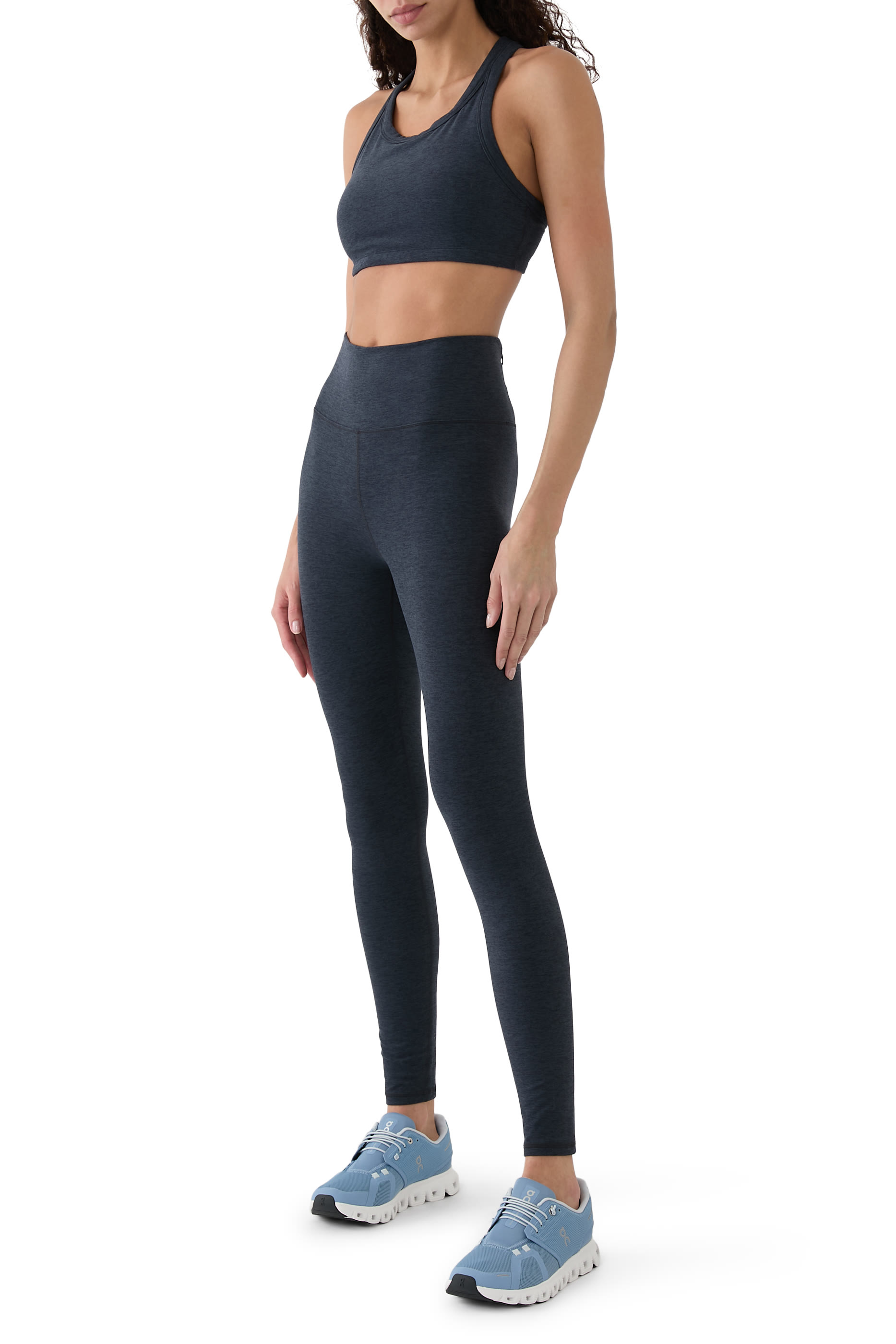 سنيكرز كلاود 6 للجري