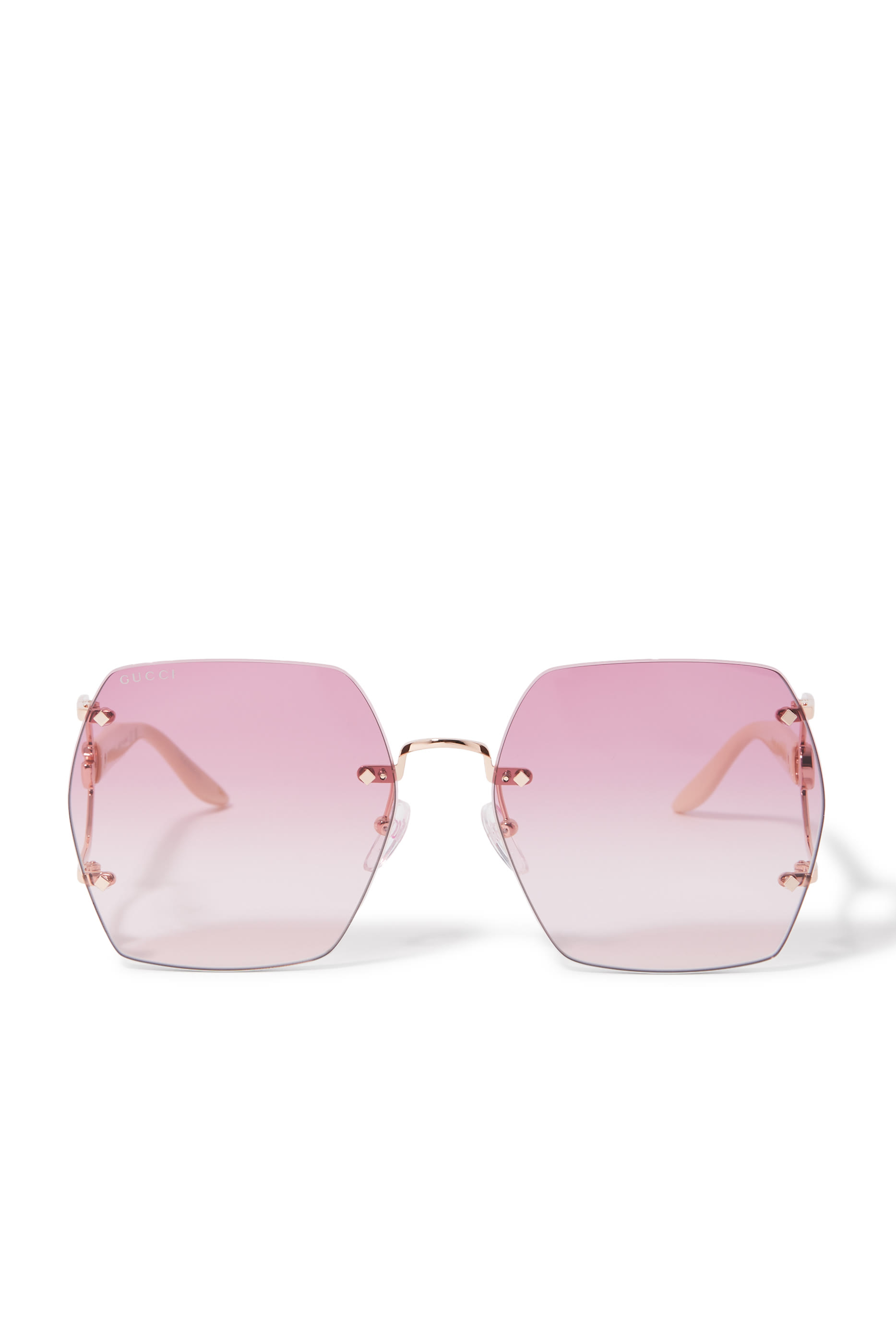 نظارة شمسية بإطار هندسي